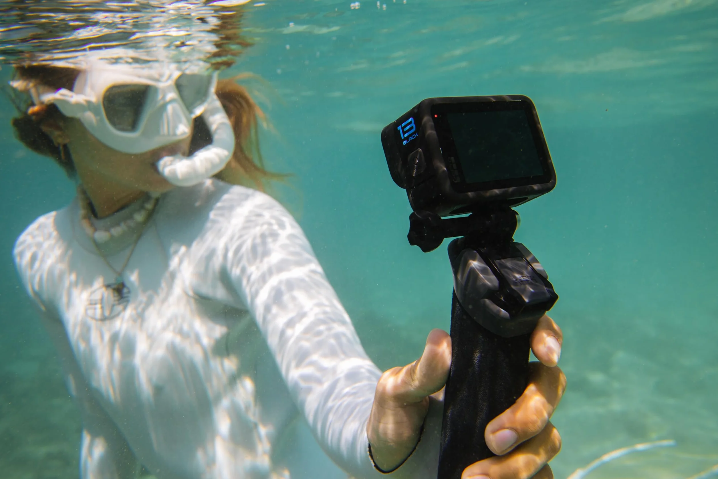 GoPro HERO13 Black Cámara de Acción Resistente al Agua 5.3K60 27MP Compatibilidad Lentes Serie HB