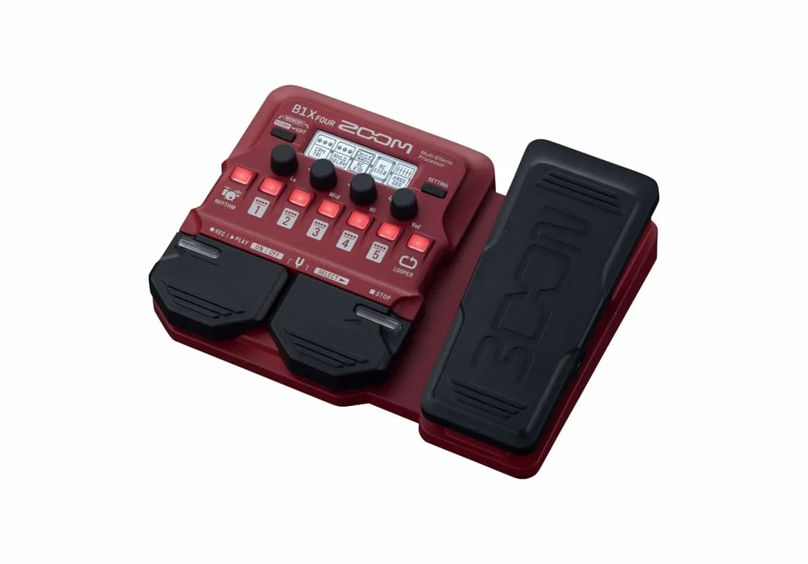 Zoom - B1X FOUR - pedal multiefecto para bajo eléctrico - con pedal de expresión