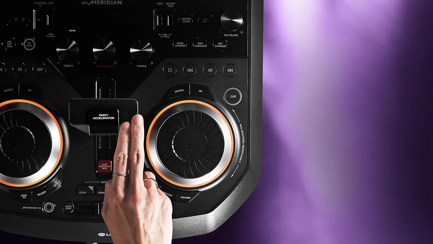 LG OL100.DEUSLLK Altavoz de pie Negro