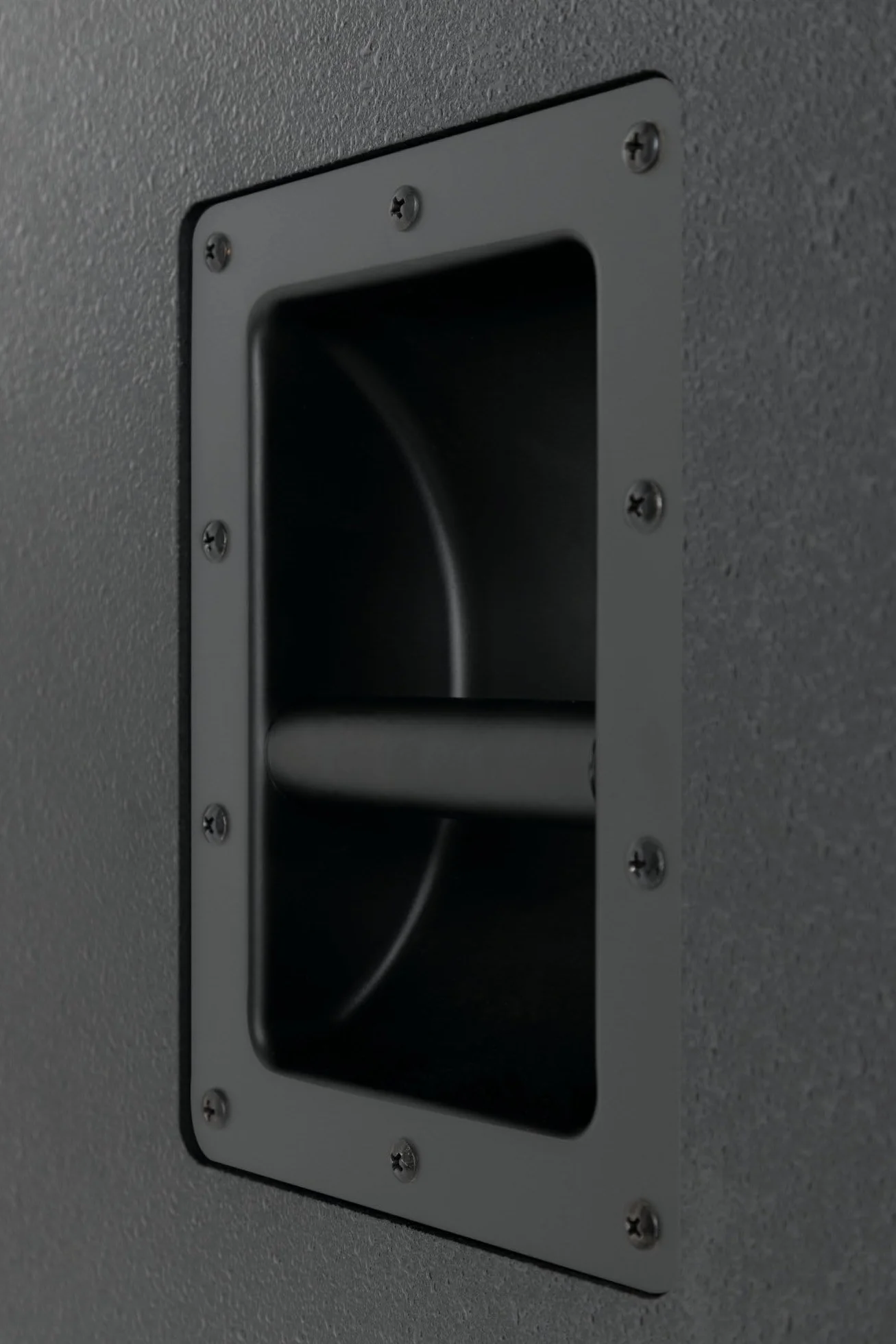 Pronomic SA-15 Sub Subwoofer Activo - 1x Altavoz de 15" con Aberturas bassreflex - 600 vatios Pico - SPL máx.: 124 dB - Brida de 35 mm - Negro