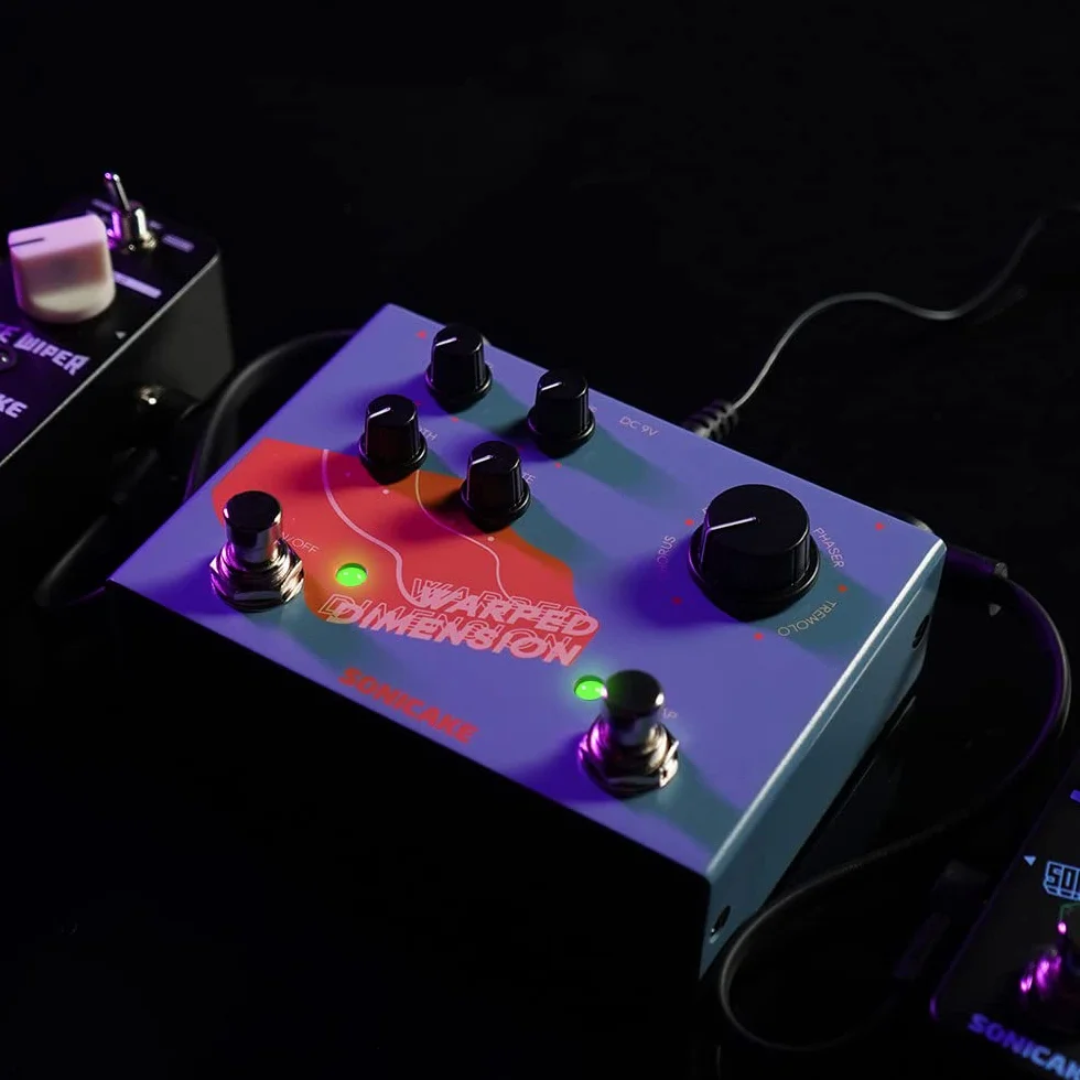 SONICAKE Pedal de efectos de guitarra de modulación 4 modos de Chorus, Flanger, Phaser y Tremolo Digital Warped Dimension