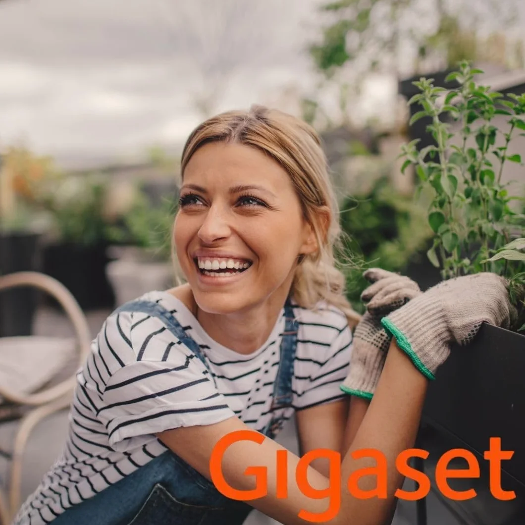 Gigaset Comfort 600 SIM Teléfono 4G Volte HD Pantalla Color 2,4" Bluetooth 5.0 Antracita