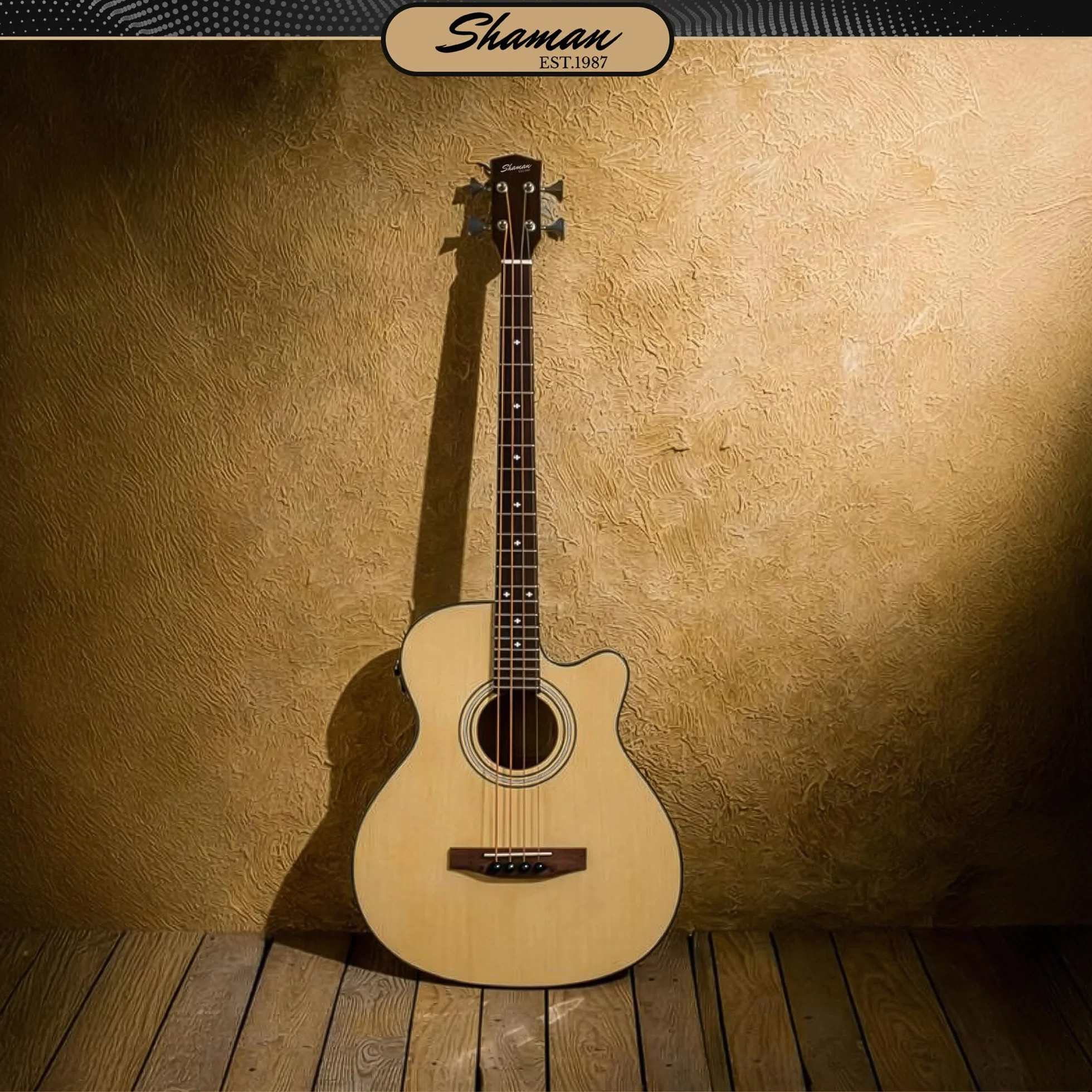 Shaman AB4-50CE Bajo acústico de 4 cuerdas - Tapa de abeto con cuerpo de caoba - Pastilla integrada con preamplificador y ecualizador de 2 bandas - Escala 34" - Acabado brillante - Natural