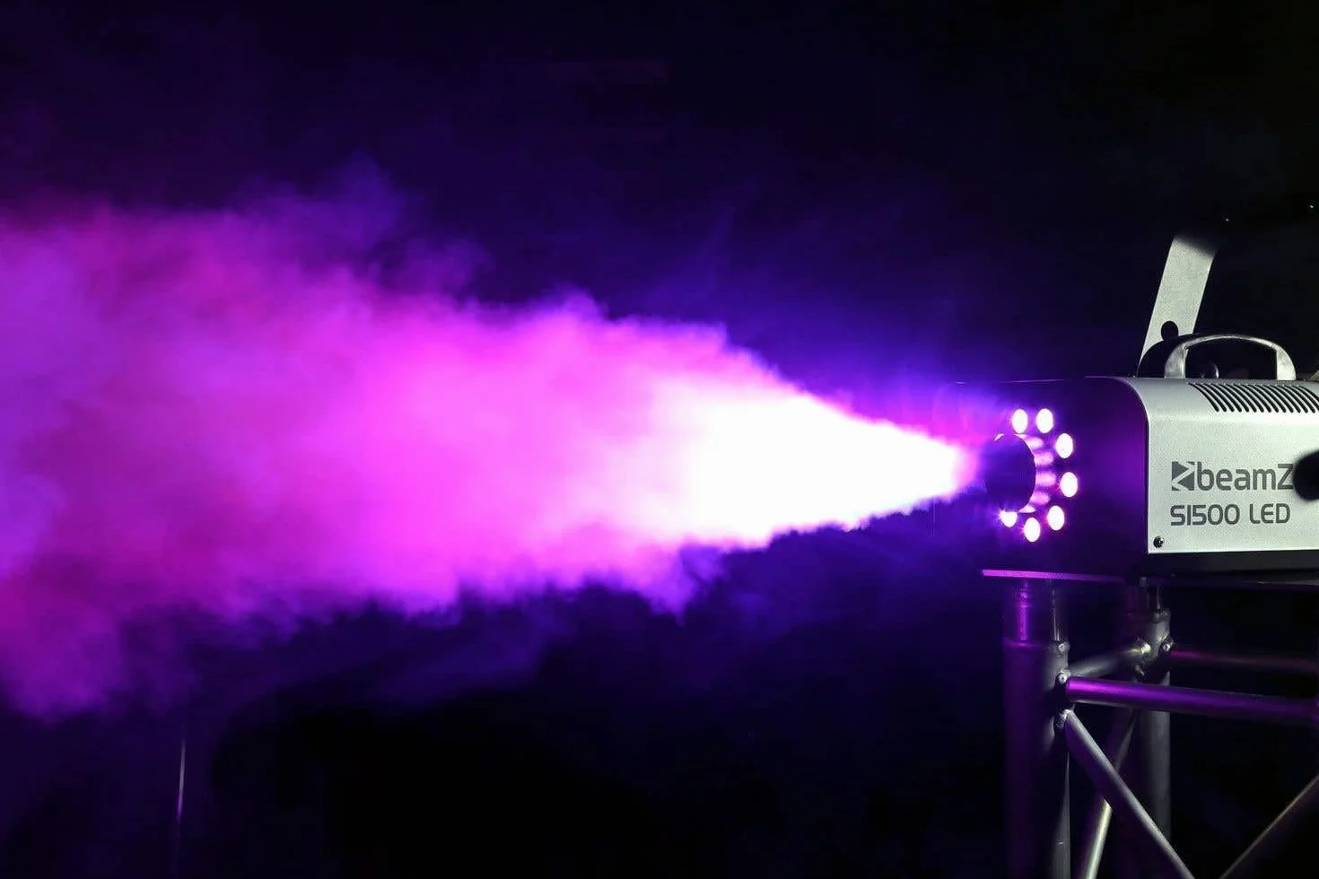 Beamz S1500 LED Máquina de Humo de 1500W con 9 Leds de 3W RGB, DMX de 6 canales, depósito de 2,5 litros, mando a distancia con cable de 3 metros y mando inalámbrico, maquina humo discoteca, halloween