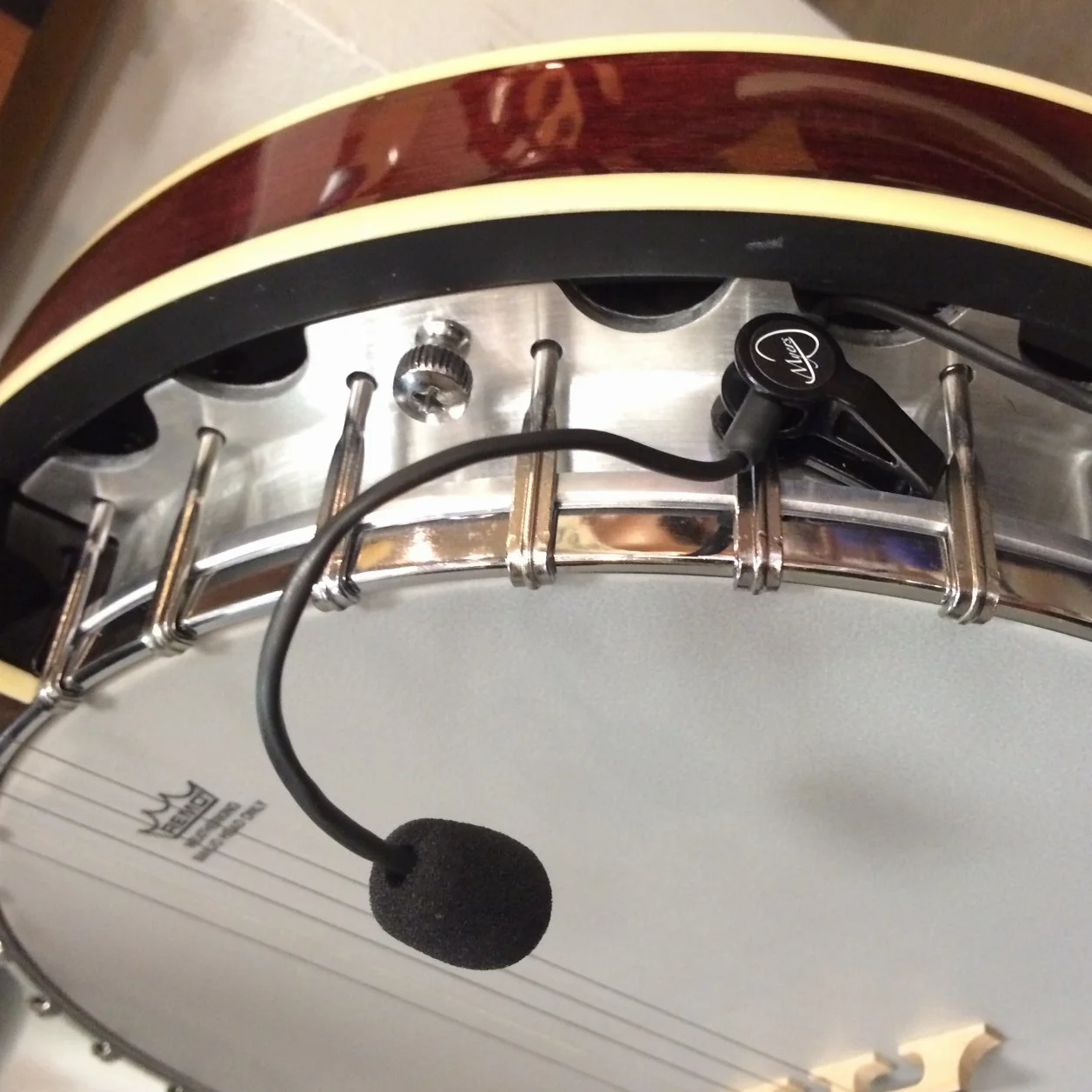 El Micrófono Feather Banjo con flexible Micro Cuello de Ganso por Myers Pickup