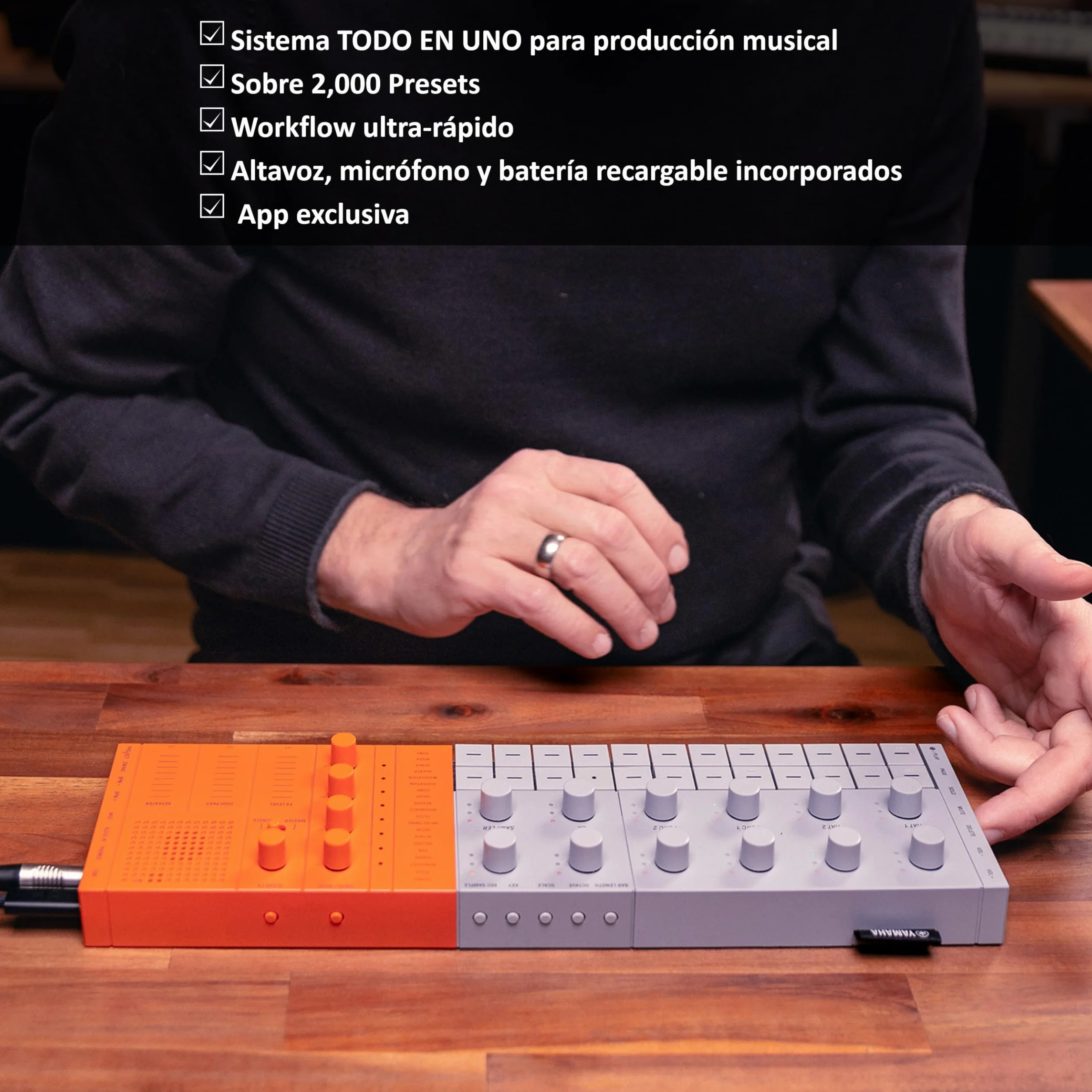 Yamaha SEQTRAK Mobile Music Ideastation – Estudio de Producción Musical Todo-en-Uno con Motores de Sonido Duales, Muestreo Integrado, Altavoz Incorporado y Batería Recargable – Naranja