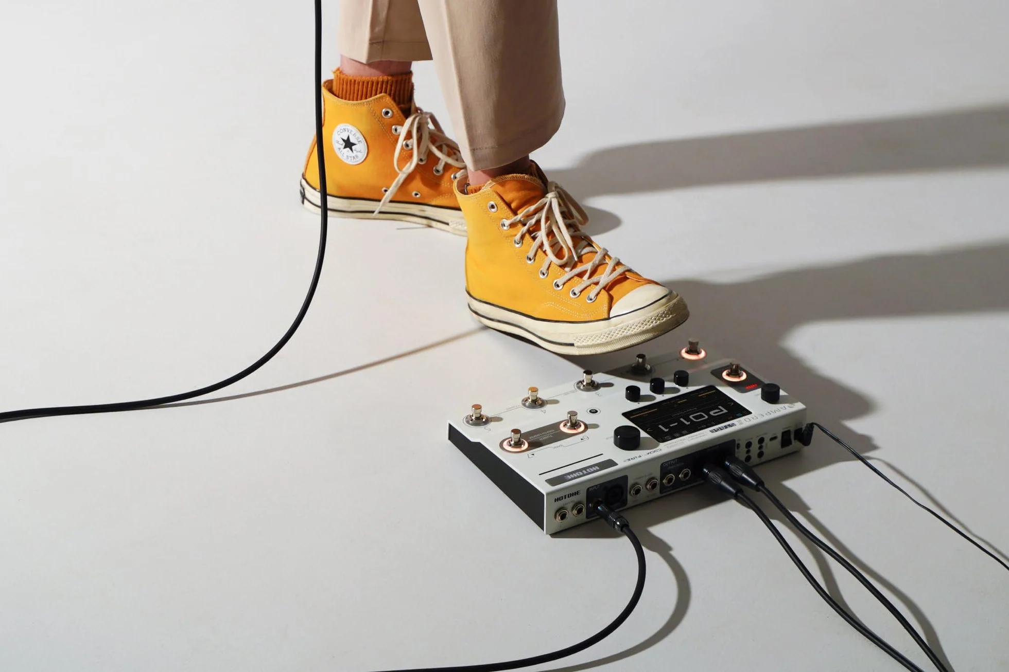 HOTONE Procesador de pedal multiefecto, pantalla táctil, guitarra, bajo, amplificador, modelado, gabinetes IR, simulación, cadenas de doble efecto con FX Loop MIDI I/O estéreo OTG, interfaz de audio