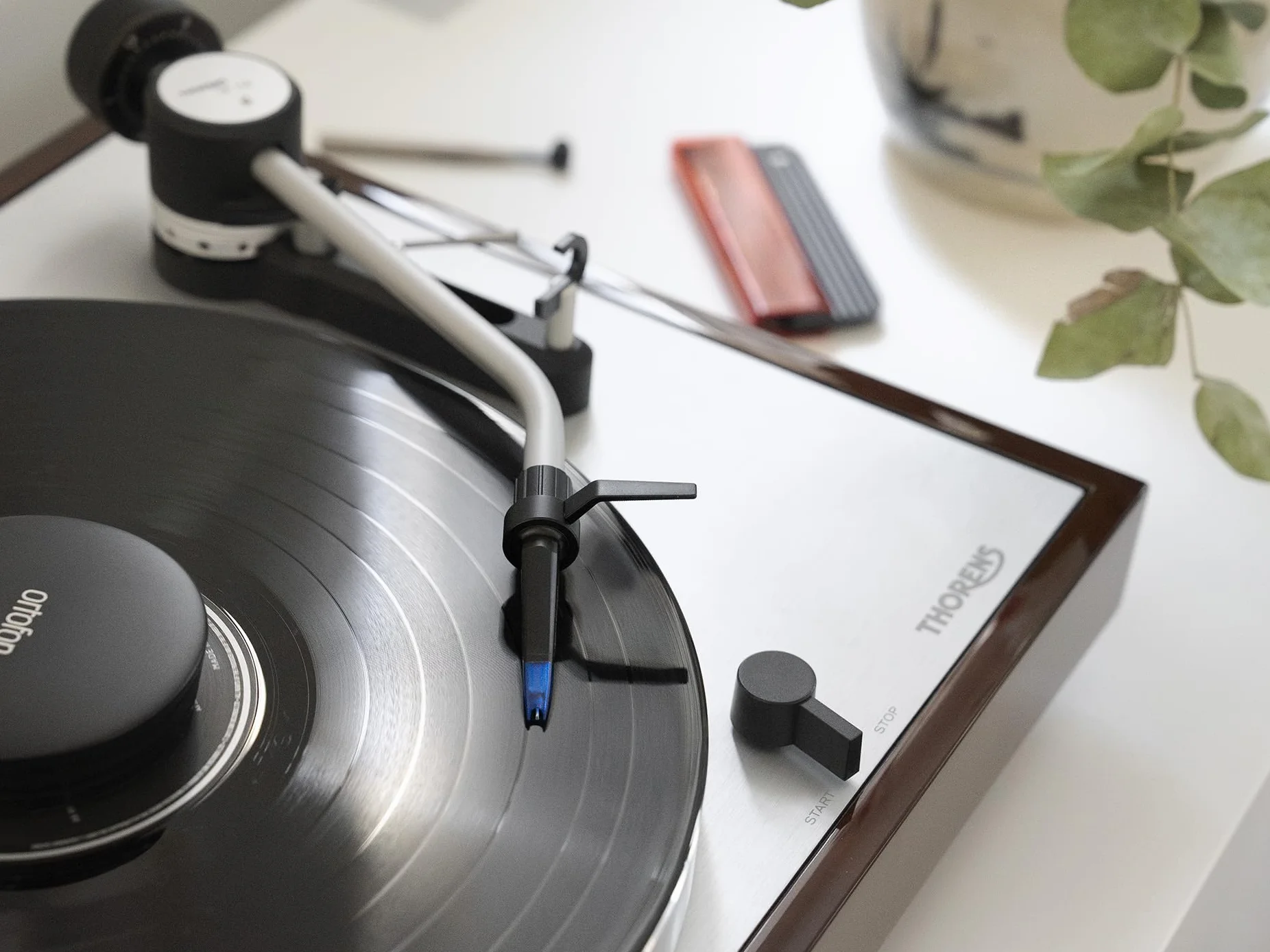 Ortofon Concorde Music Blue - Cartucho de imán móvil | Diamante elíptico Desnudo | Fácil instalación | Reproducción Espacial y Detallada del Sonido