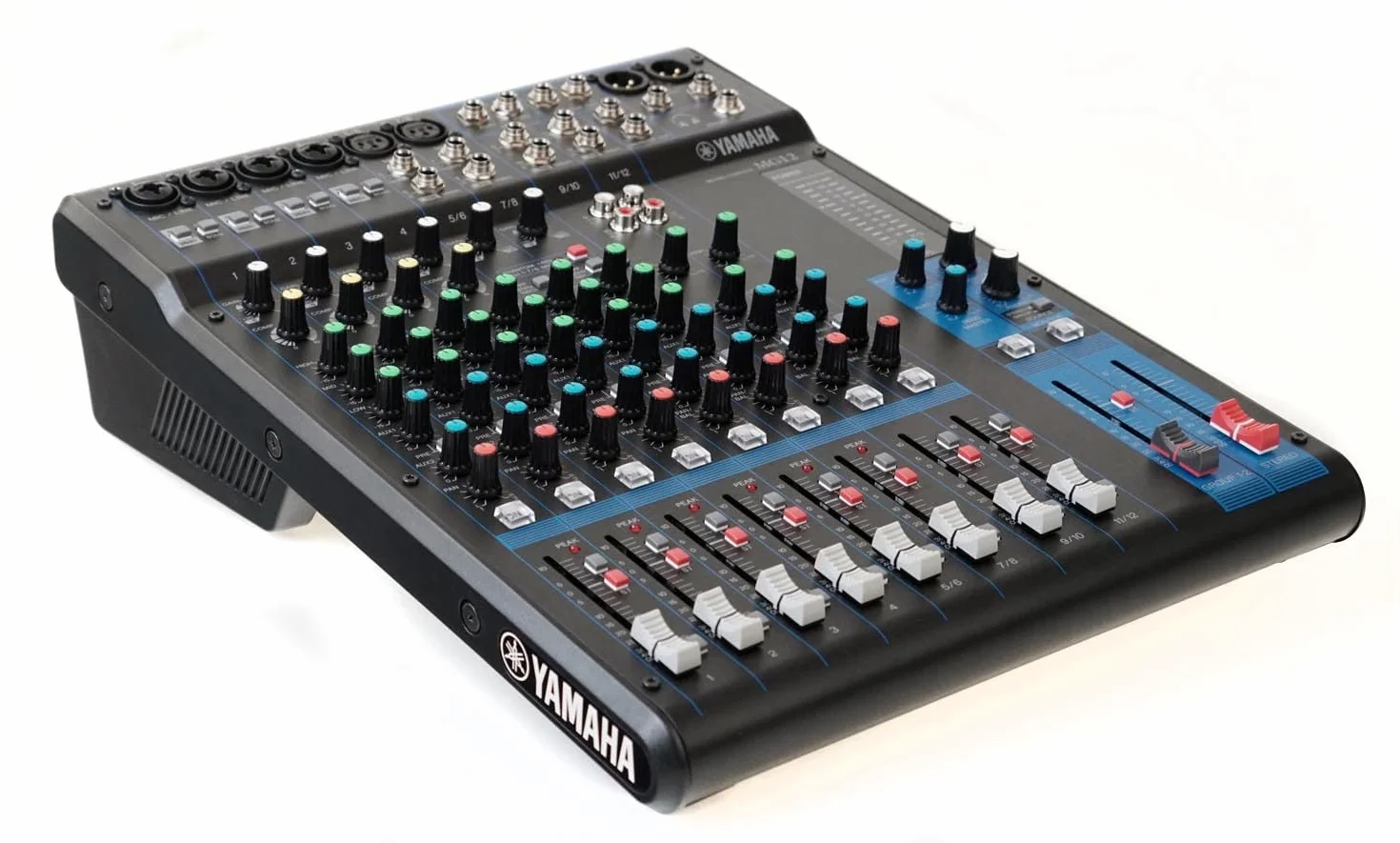 Yamaha MG12 Mezclador compacto de 12 canales y preamplificadores de micro D-PRE