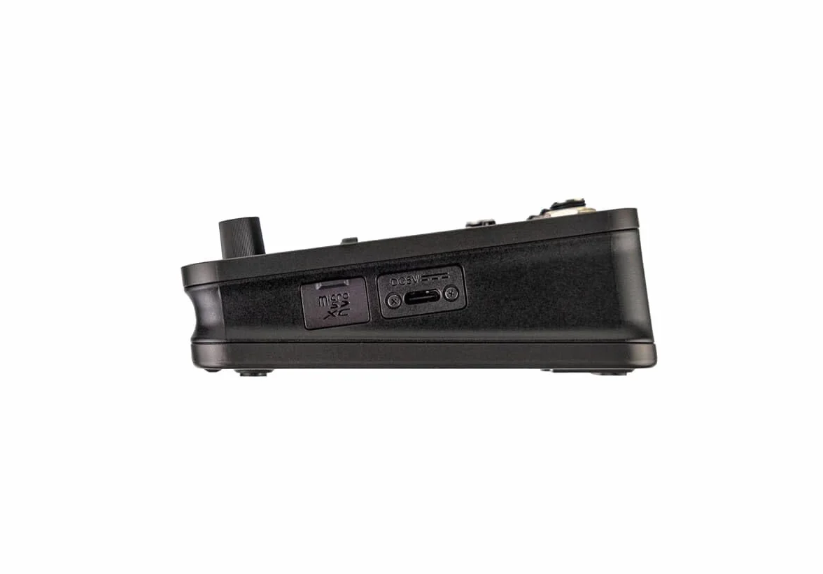 Zoom - L6max - Mesa digital 12 canales - 32 bits con coma flotante
