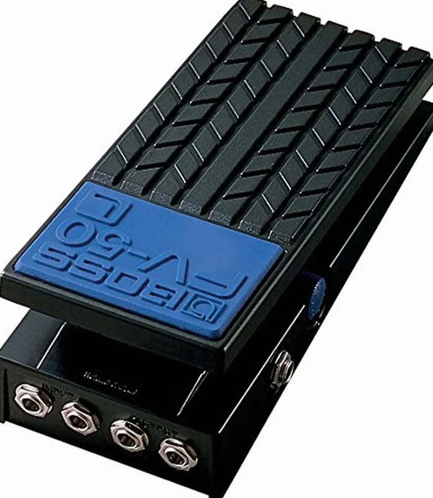 Pedal de volumen de impedancia baja BOSS FV-50L — Control directo de teclados estéreo y unidades de efectos estéreo