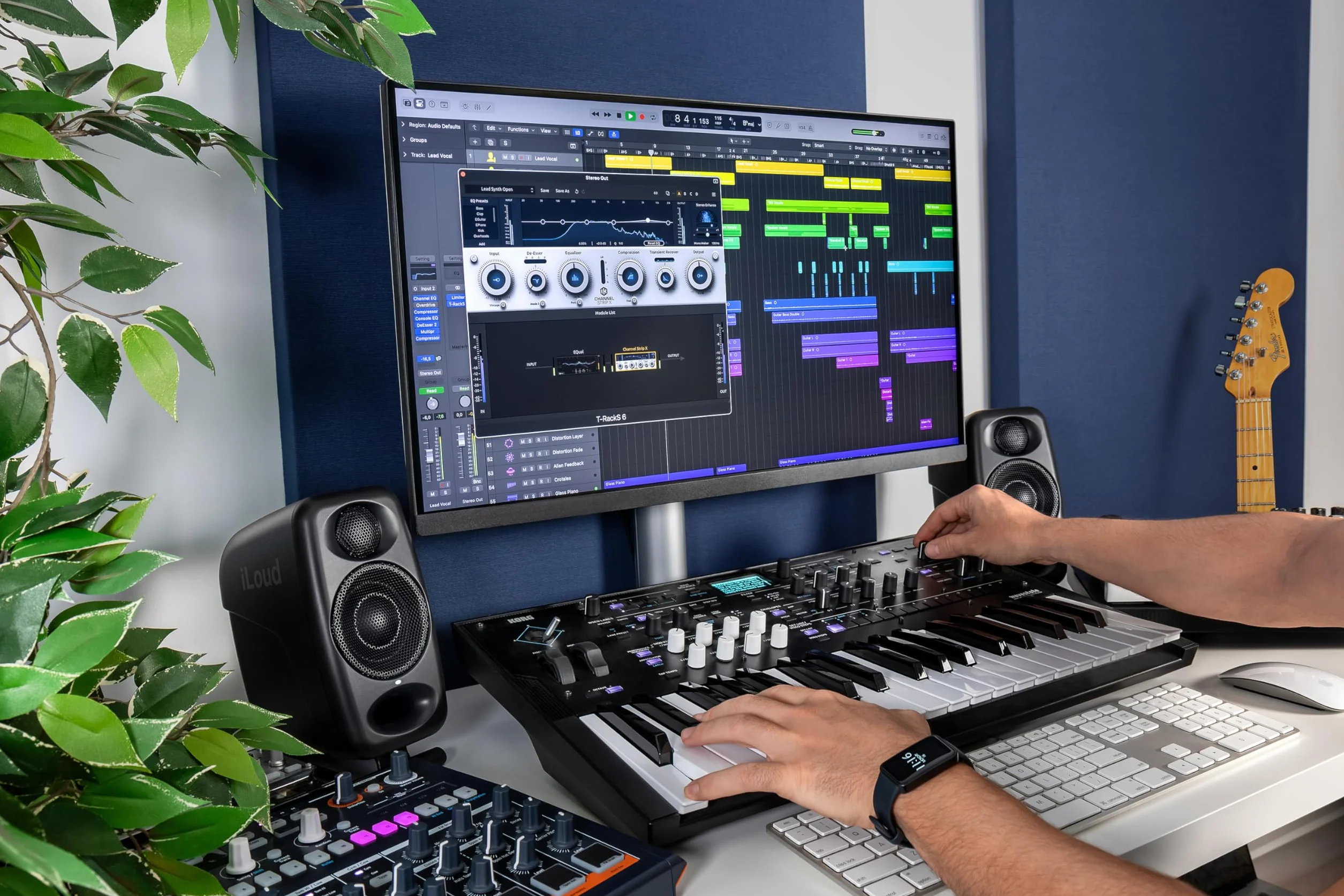 IK Multimedia iLoud Micro Monitor Pro - Par - Monitores de estudio compactos, de 2 vías, biamplificados, altamente portátiles y controlados digitalmente. Incluye micrófono ARC. Color negro.