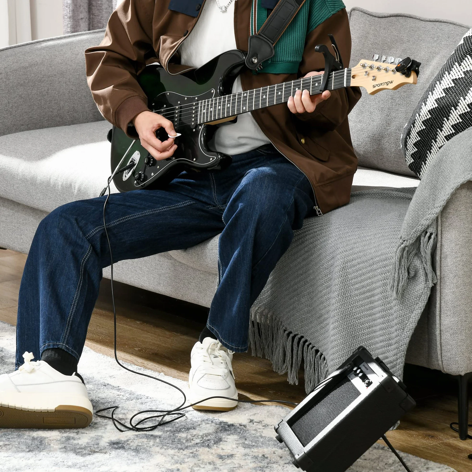 SPORTNOW Kit Guitarra Eléctrica de Iniciación, Guitarra Eléctrica con Amplificador de 15W, Afinador Digital, Cuerdas, Correa, 3 Púas y Funda de Transporte, para Adultos, Adolescentes, Negro