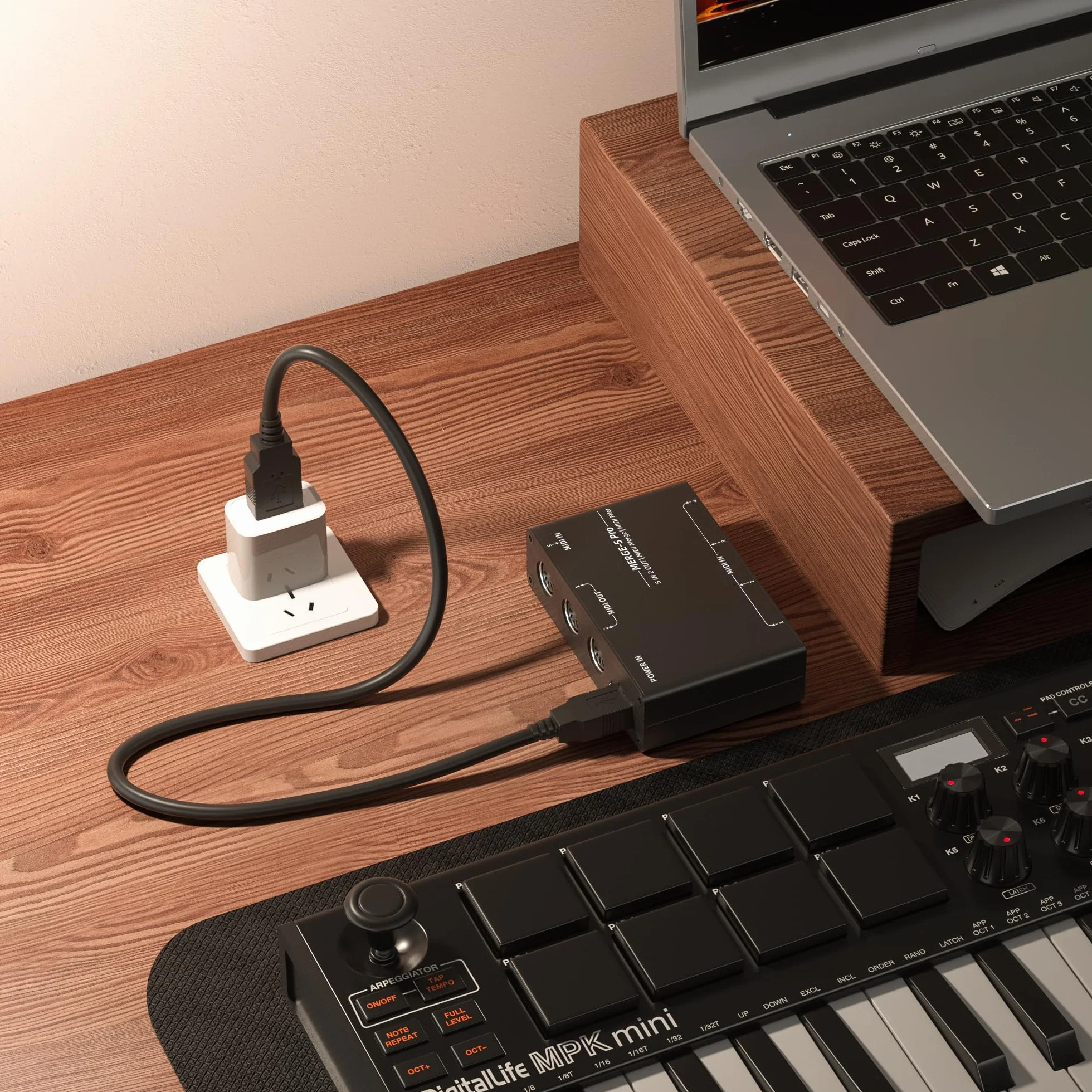 DigitalLife SynkMergeX Series | Caja MIDI Merge Independiente 5-Entradas/2-Salidas, DIN de 5 Pines, Metal – Para Principiantes, Músicos de Estudio y Artistas en Vivo 【M5, 1 pc/pack】