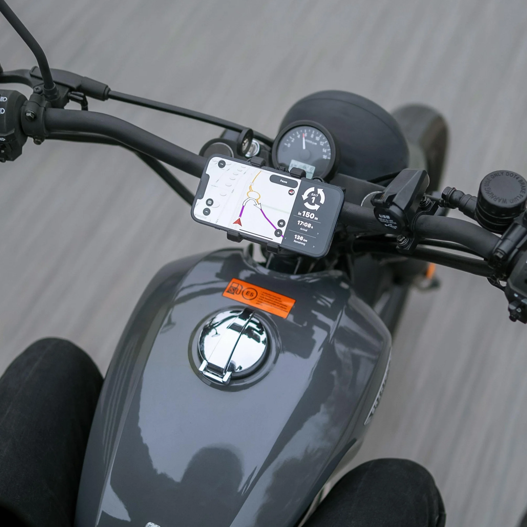 SP Connect Universal Motorcycle Handlebar Kit with Clamp SPC+ Black