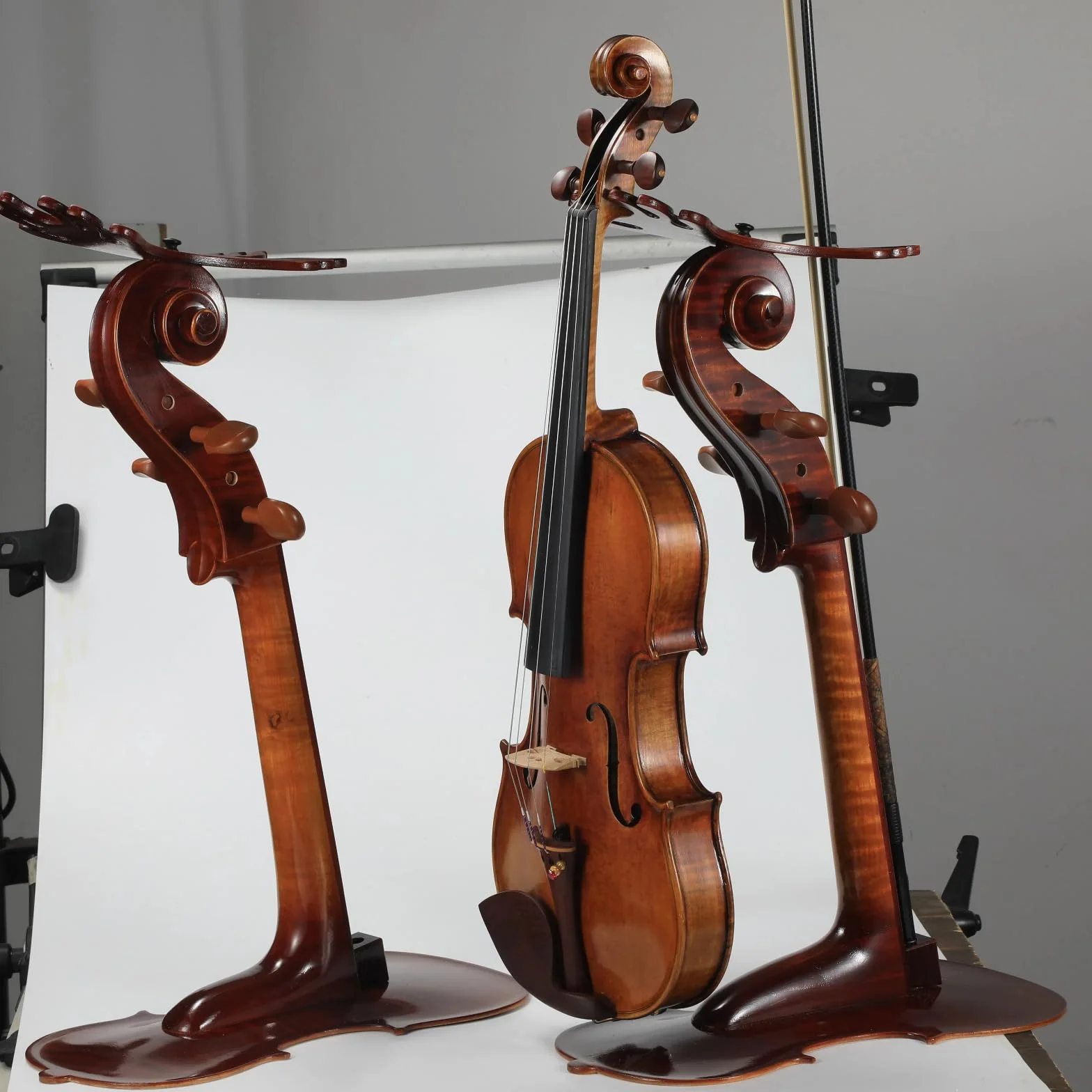 Soporte para violín de madera maciza y soporte para arco con diseño intrincado de corte pasado, forma de violín, hecho a mano, artístico, resistente y colgador de violín y arco, soporte de exhibición,