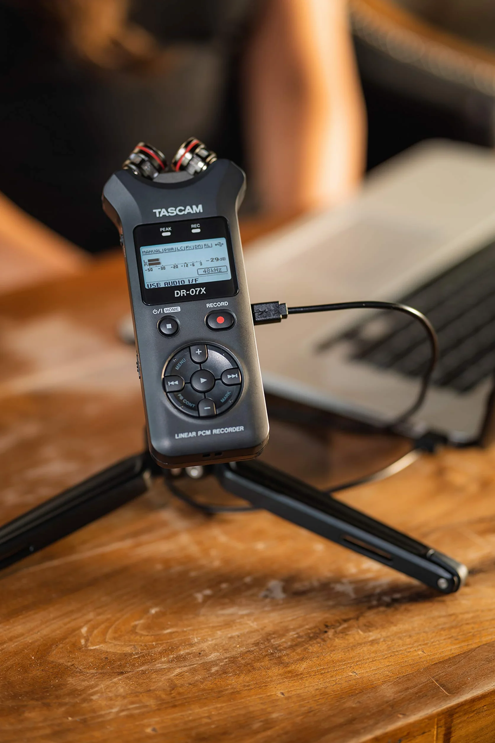 Tascam DR-07X - Grabadora de audio portátil