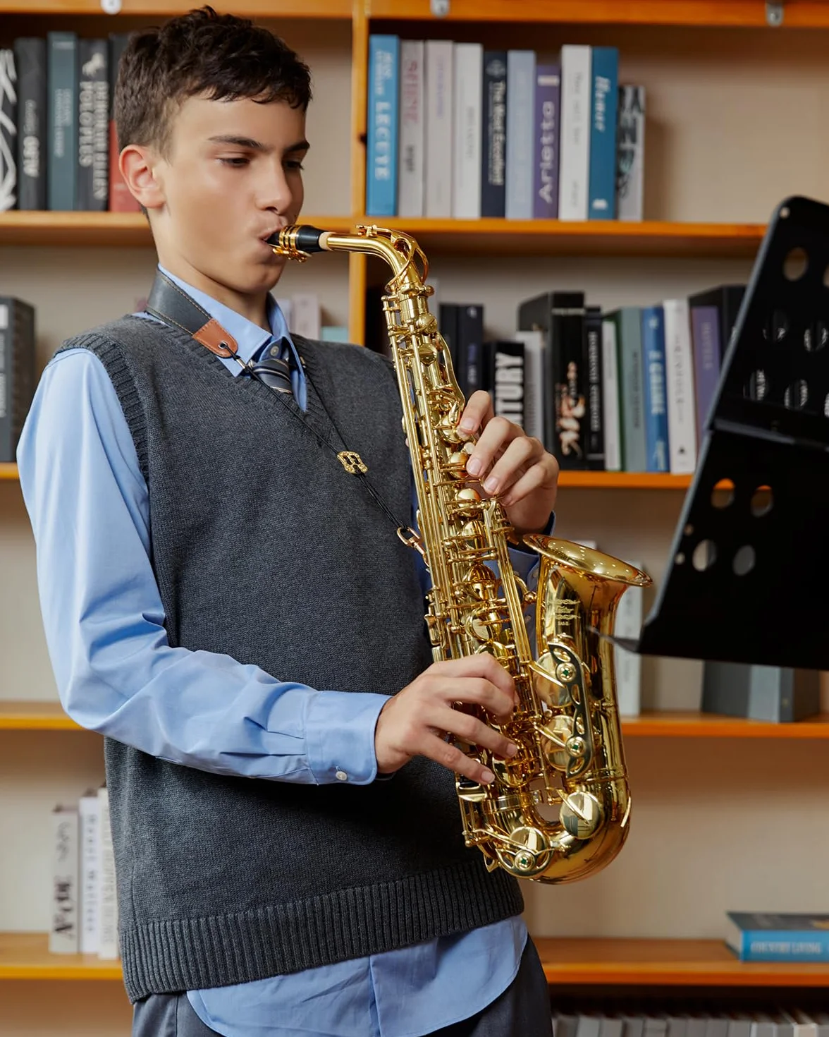 Eastar AS-Ⅱ Student Saxofón Alto E Flat Gold Lacquer Alto Beginner Sax Kit completo con estuche de transporte Boquilla Correas Cañas Soporte