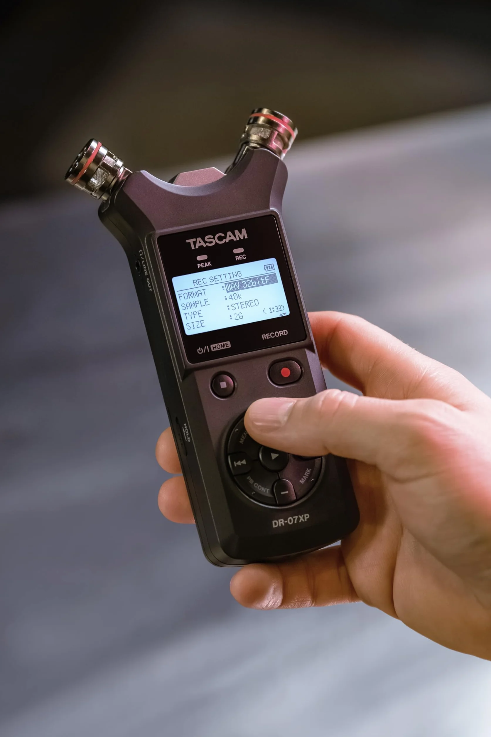 Tascam DR-07XP - Grabadora portátil de Mano Flotante de 2 Canales de 32 bits con micrófonos Ajustables e Interfaz de Audio USB-C