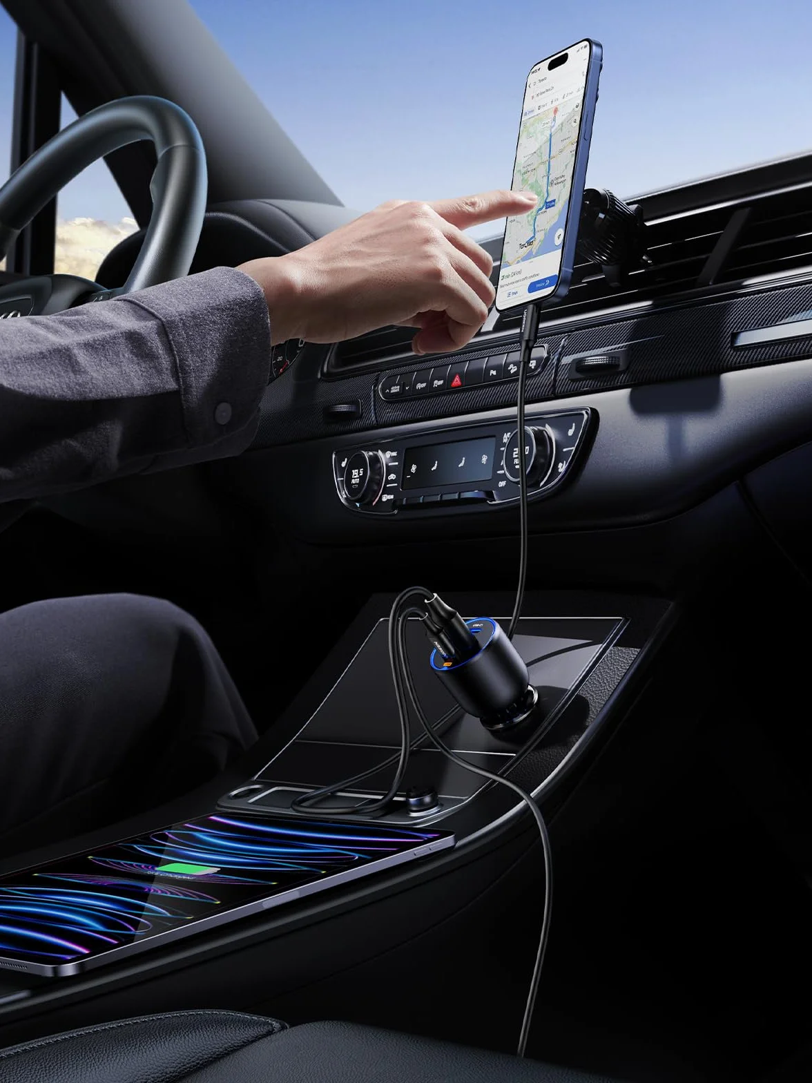 UGREEN 130W Cargador de Coche USB C Carga Rápida 3 Puertos Compatible iPhone Samsung Xiaomi MacBook iPad