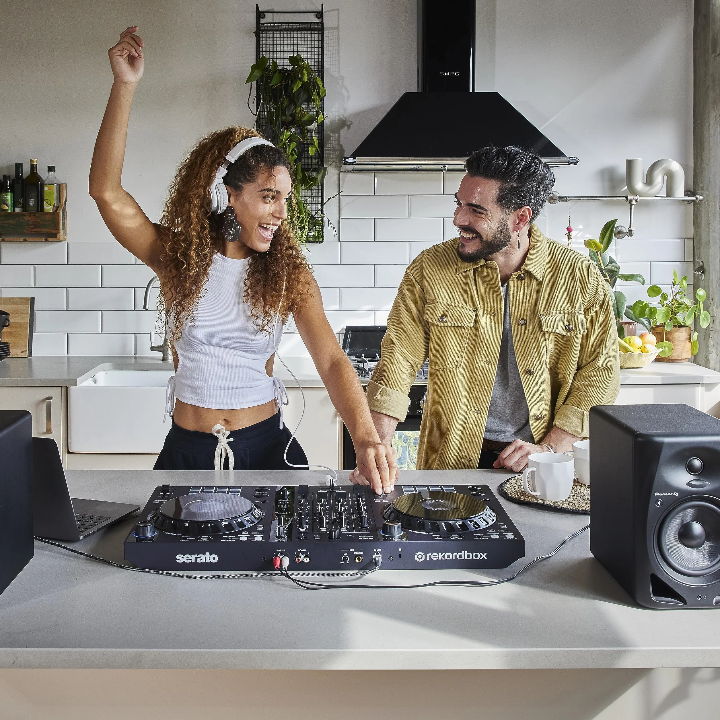 Pioneer DJ DDJ-FLX6 - Controlador DJ de 4 decks para Rekordbox y Serato