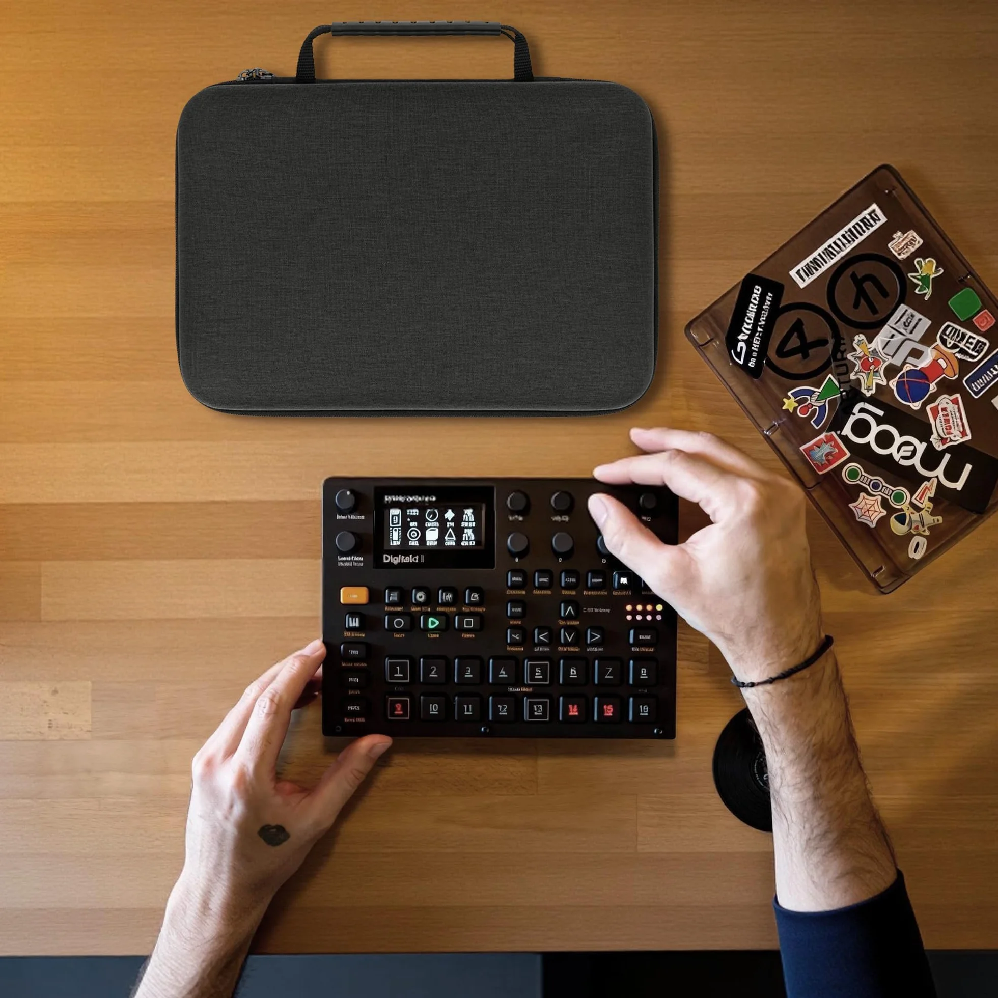 GEEKRIA Funda rígida de viaje, compatible con Elektron Digitakt II/Digitone II/Syntakt 12/Analog Heat MKII, bolsa de transporte de muestras de audio (gris oscuro)