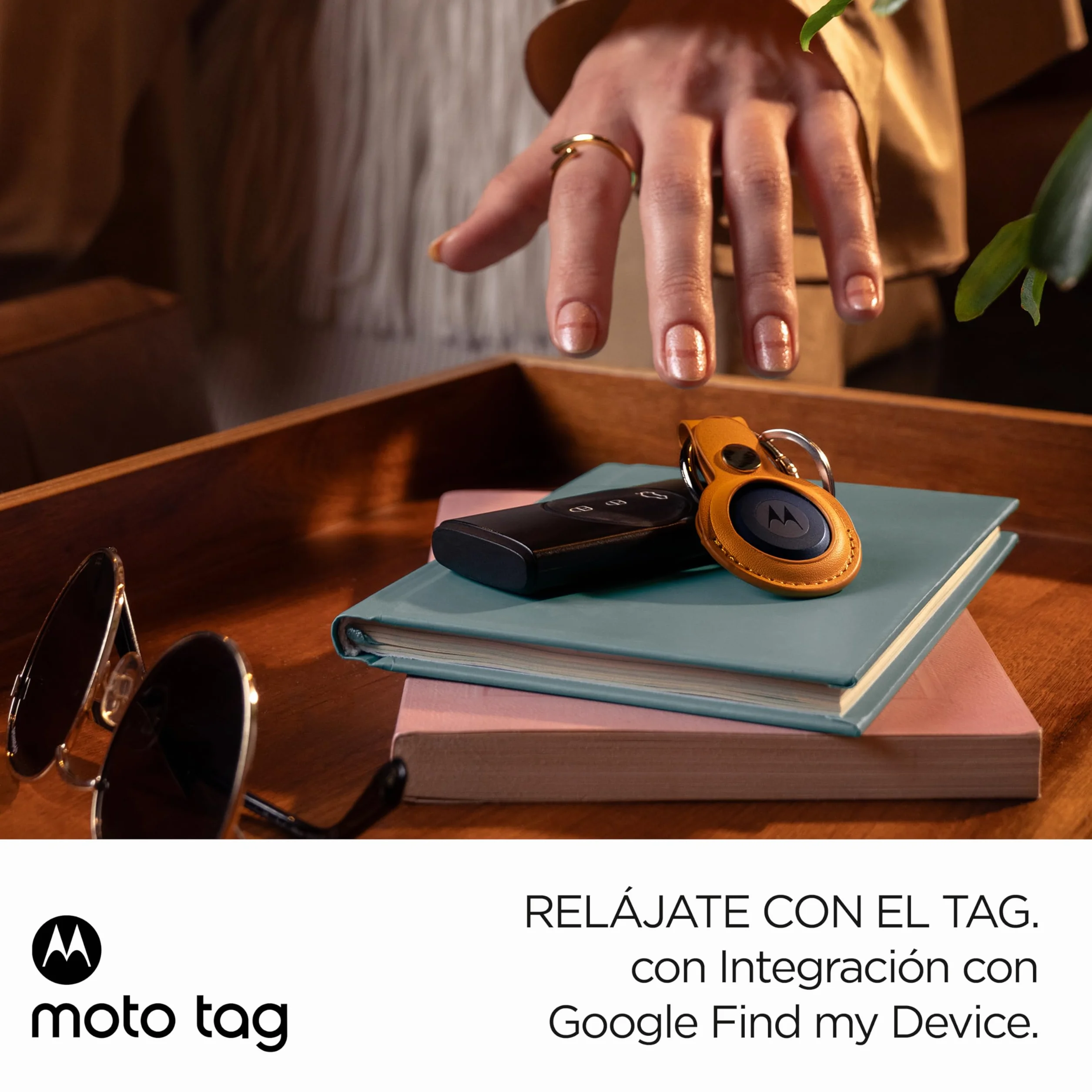 Motorola Moto Tag,fácil de configurar localizar,protección Frente al Seguimiento no Deseado,Bluetooth y precisión UWB,compatibilidad con Accesorios Populares,autonomía 1 año,protección bajo Agua,Azul