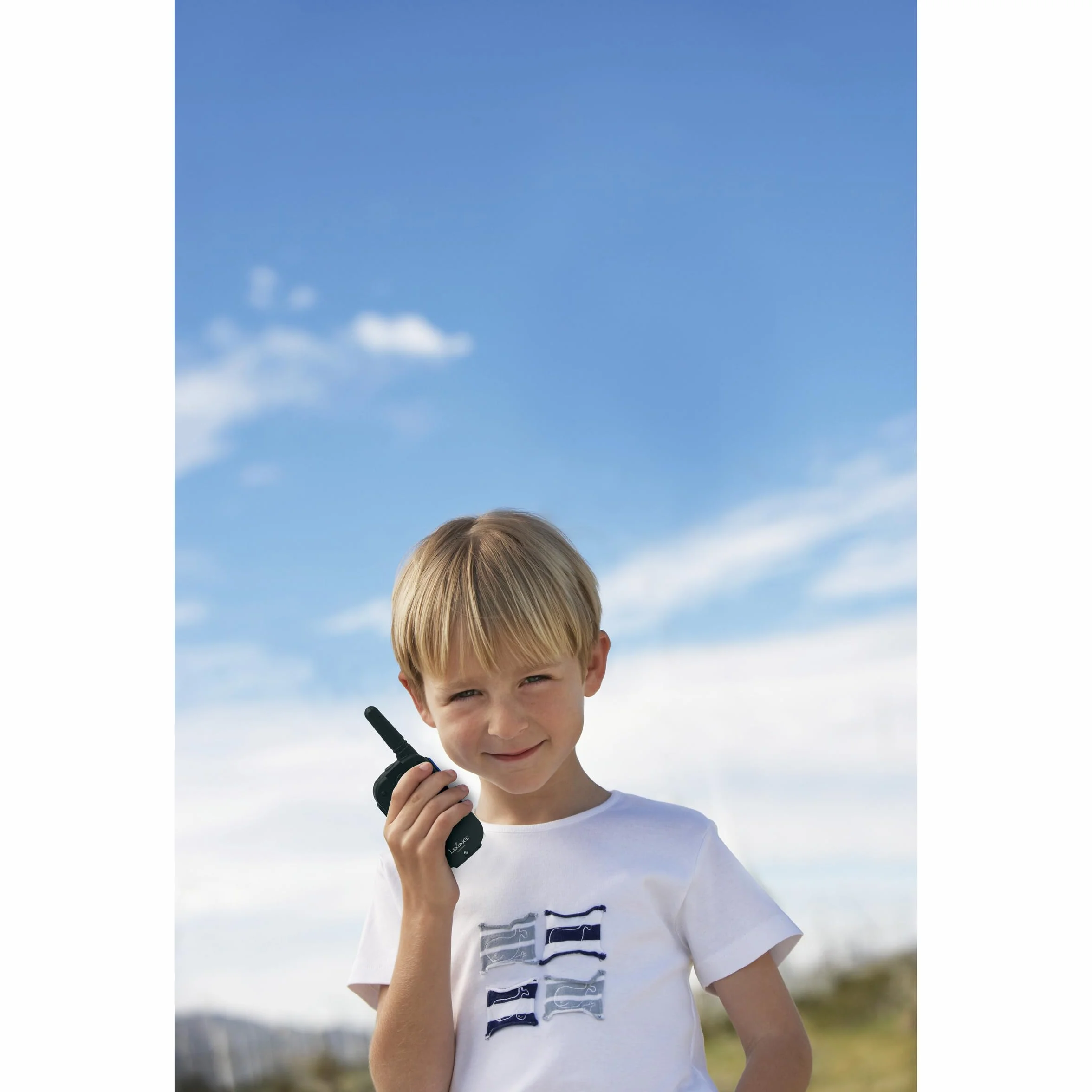 Lexibook Walkie Talkie Recargable 5 km 22 Canales Sonido Digital Claro Auriculares USB-C TW60