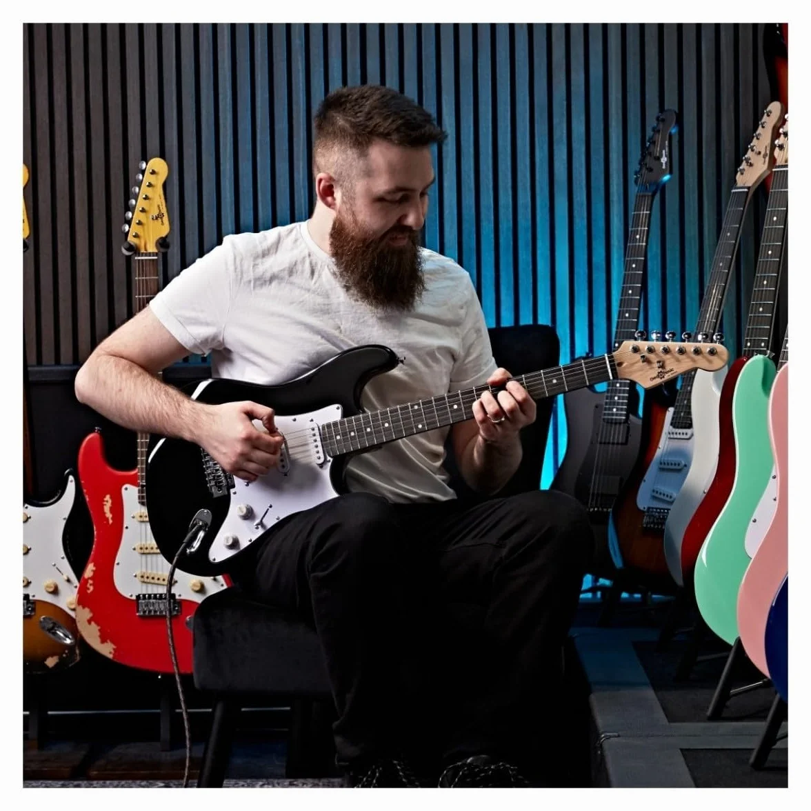 Guitarra eléctrica LA de Gear4music Starter Pack Negro