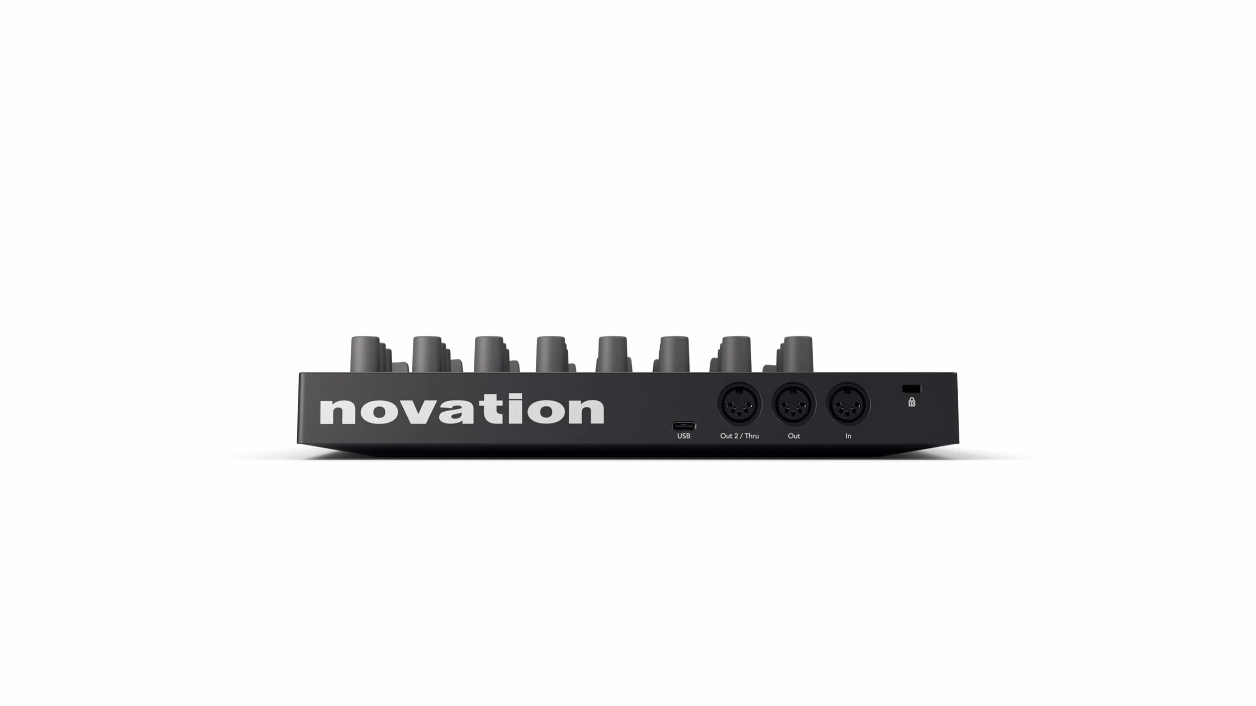 Novation Launch Control XL 3: alimentación USB, superficie MIDI y Mixer para DAW e integración de hardware con 8 faders, 24 codificadores continuos, E/S MIDI 5 pines y paquete de software musical