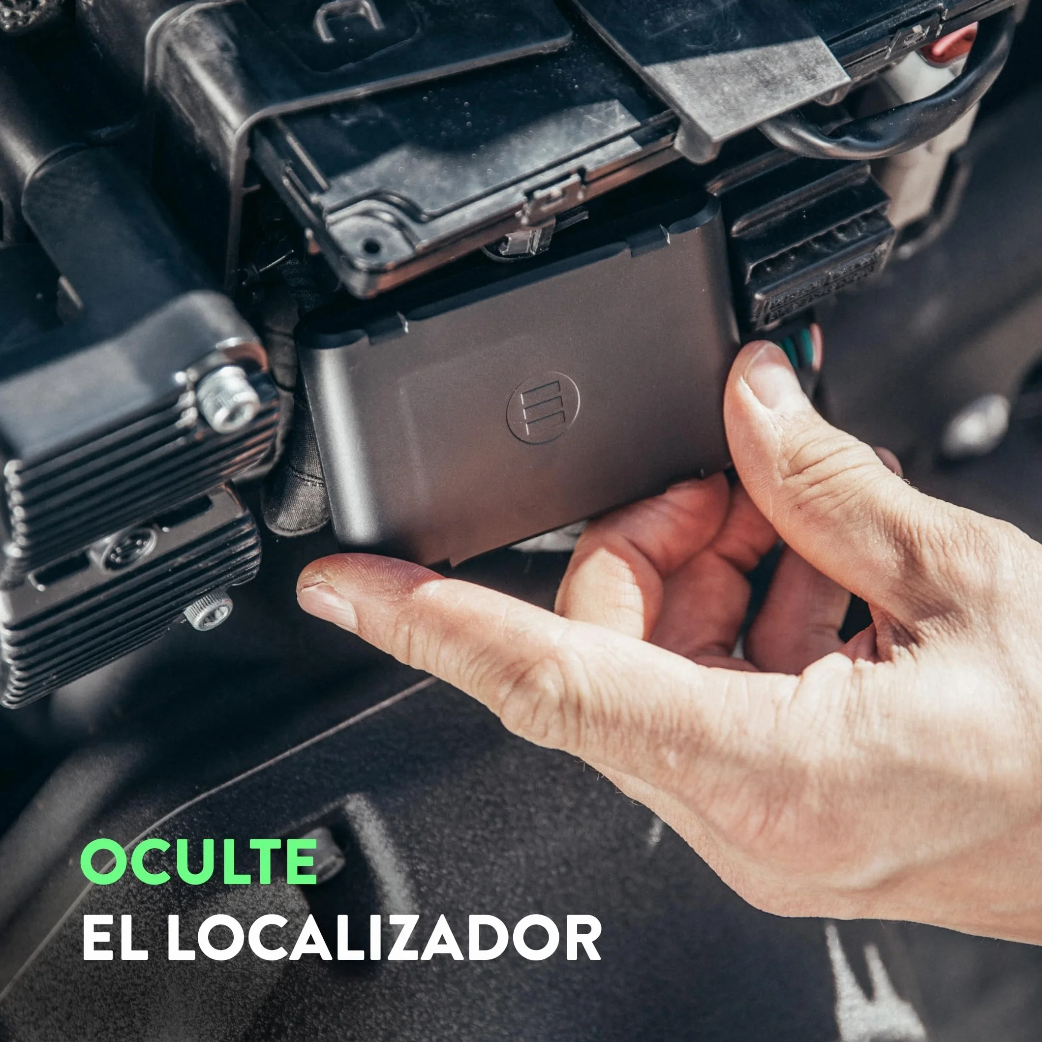 MoniMoto 7 Localizador GPS para Motos y Coches | Fácil Instalación | Sin Cables | Gran Autonomía. Sistema Antirrobo | Alarma con Aviso al Móvil. Mini GPS Tracker Internacional