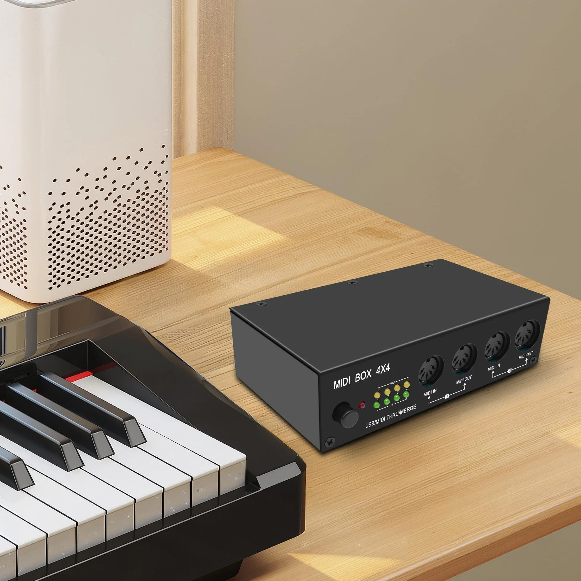 XMSJSIY Caja de interfaz USB MIDI 4 en 4 salidas 64 canales MIDI Thru Box 4 x 4 convertidor con enrutador Merge Splitter Thru Hub con indicadores LED para PC, Mac e instrumentos USB MIDI