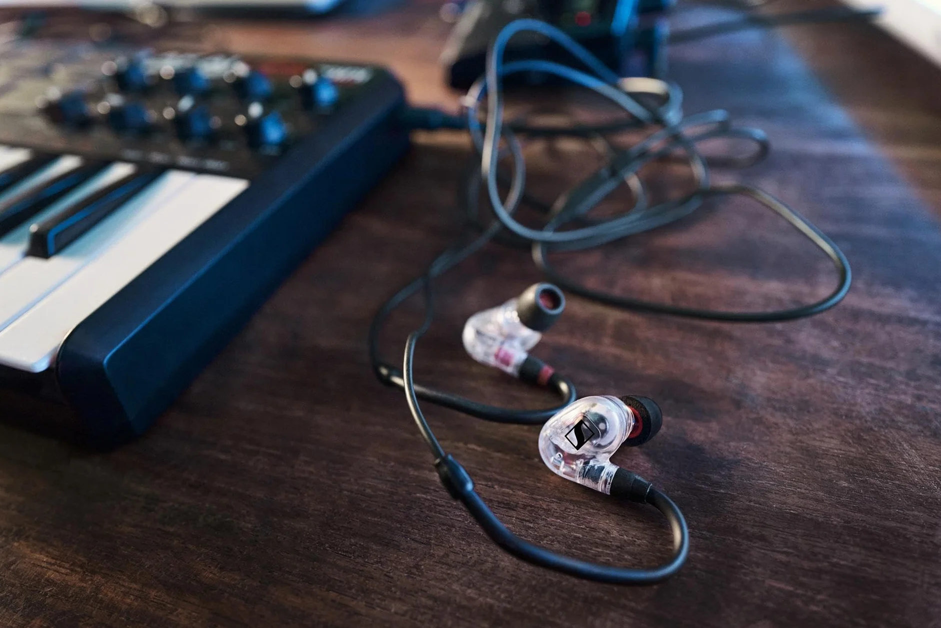 Sennheiser IE 100 PRO Auriculares Dinámicos de Monitorización Intraurales, Transparente