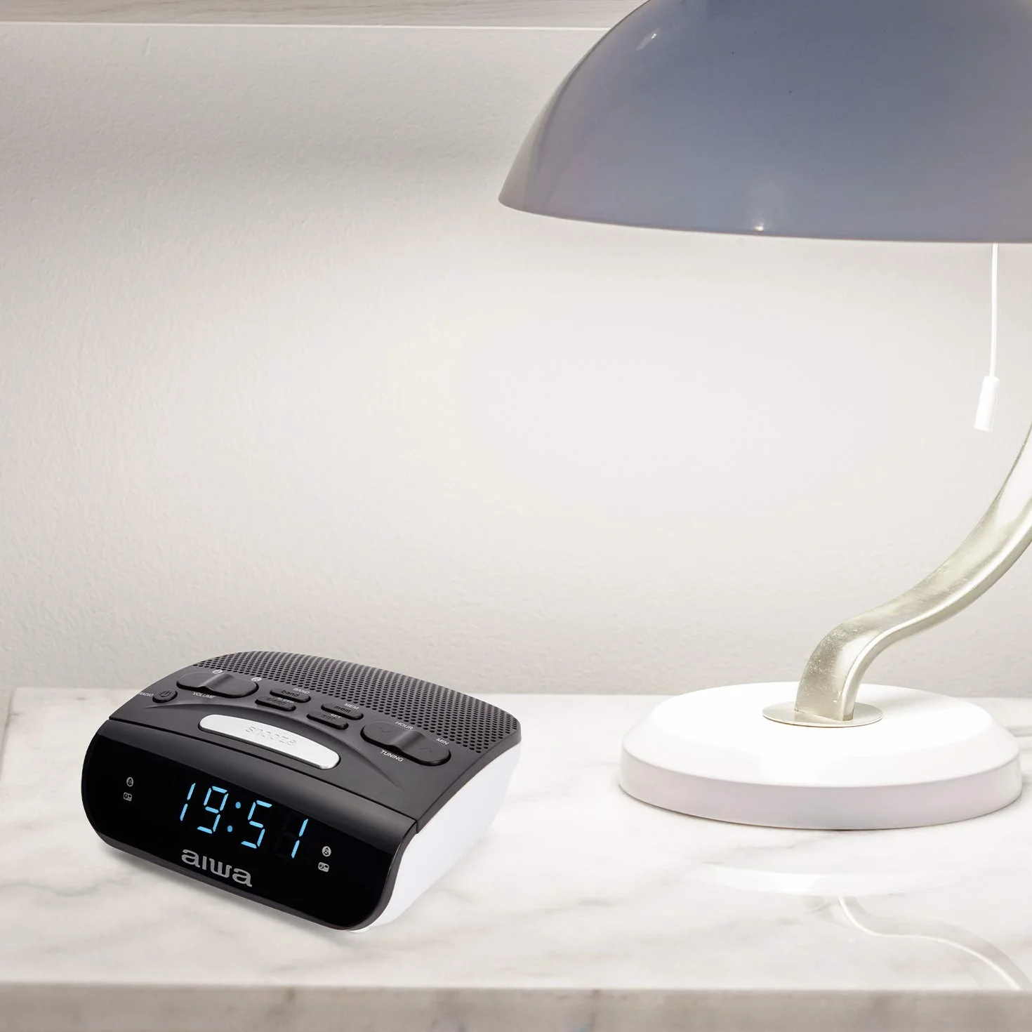 Aiwa CR-15: Radio Reloj Despertador, Pequeño, con función Snooze & Sleep, Despertador por Radio o Alarma