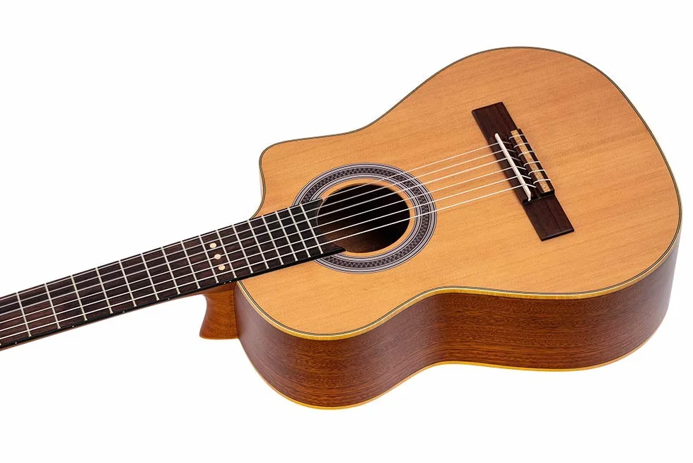Ortega Requinto Series Guitarra acústica 6 cuerdas - Tapa de cedro, RQC25