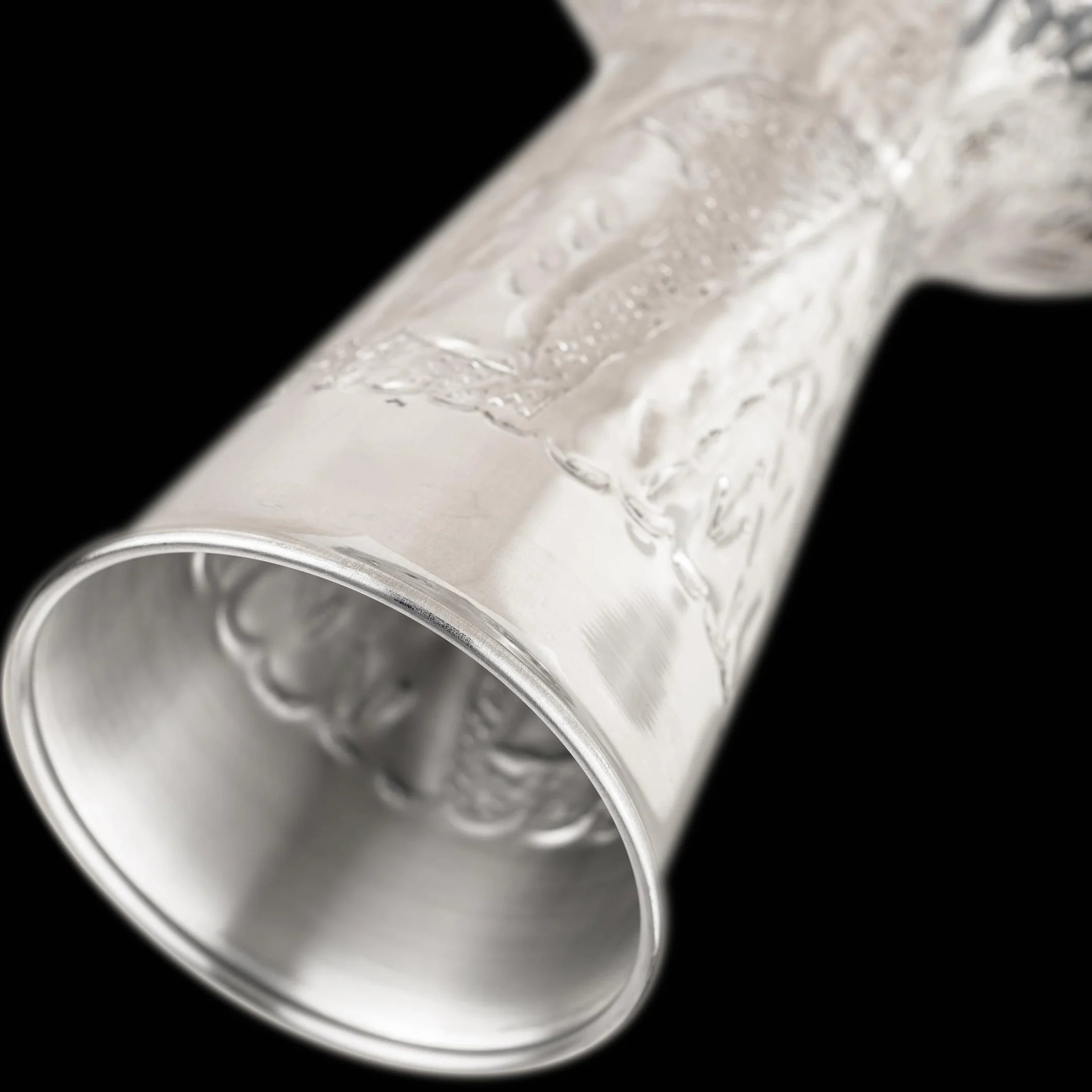 Meinl Percussion HE-114 - Darbuka (aluminio, piel sintética, decorado a mano, 20,32 cm), color plateado