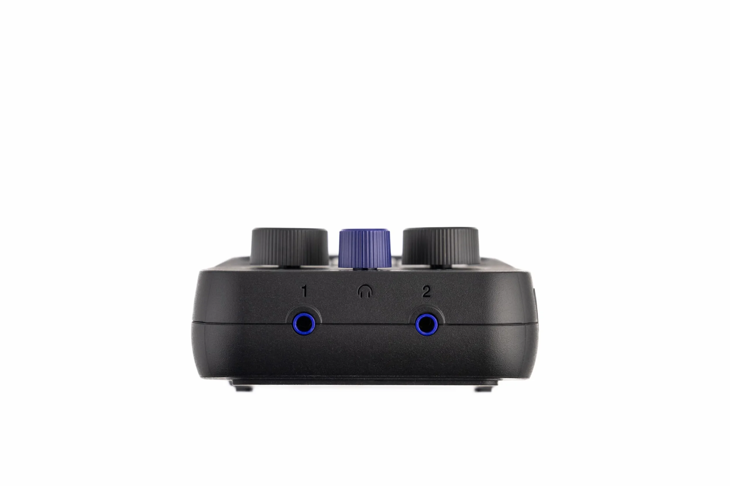 Zoom Grabadora de podcasts portátil P2 PodTrak e Interfaz de Audio USB | Mezclador de podcasting e Interfaz para grabación de Podcast móvil en Calidad de transmisión | 2 entradas de micrófono USB |