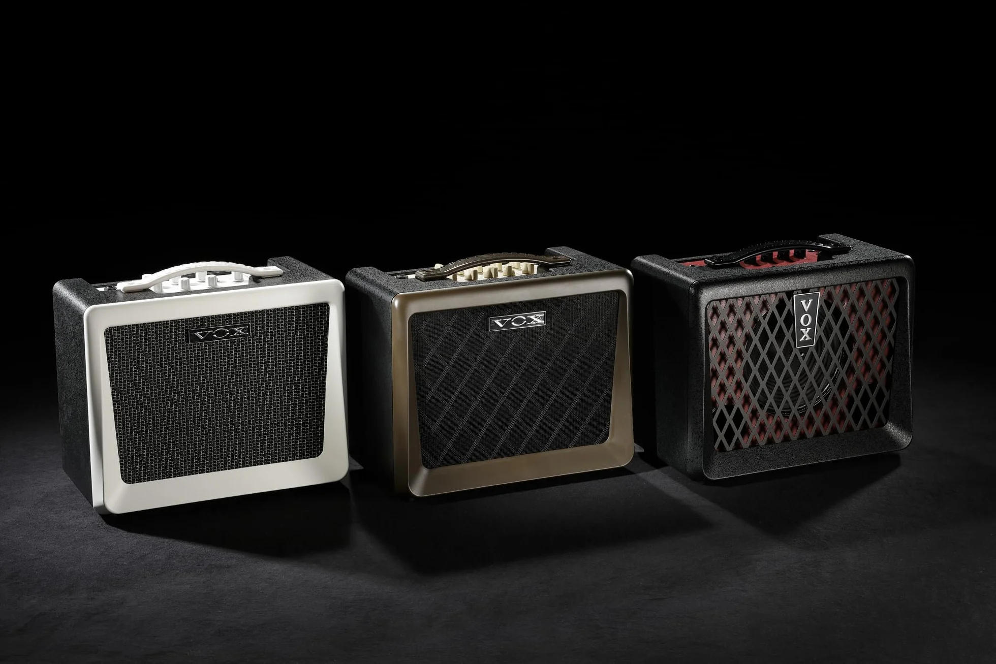 VOX VX50-AG 50W - Amplificador acústico compacto para guitarra con tubo de vacío NuTube
