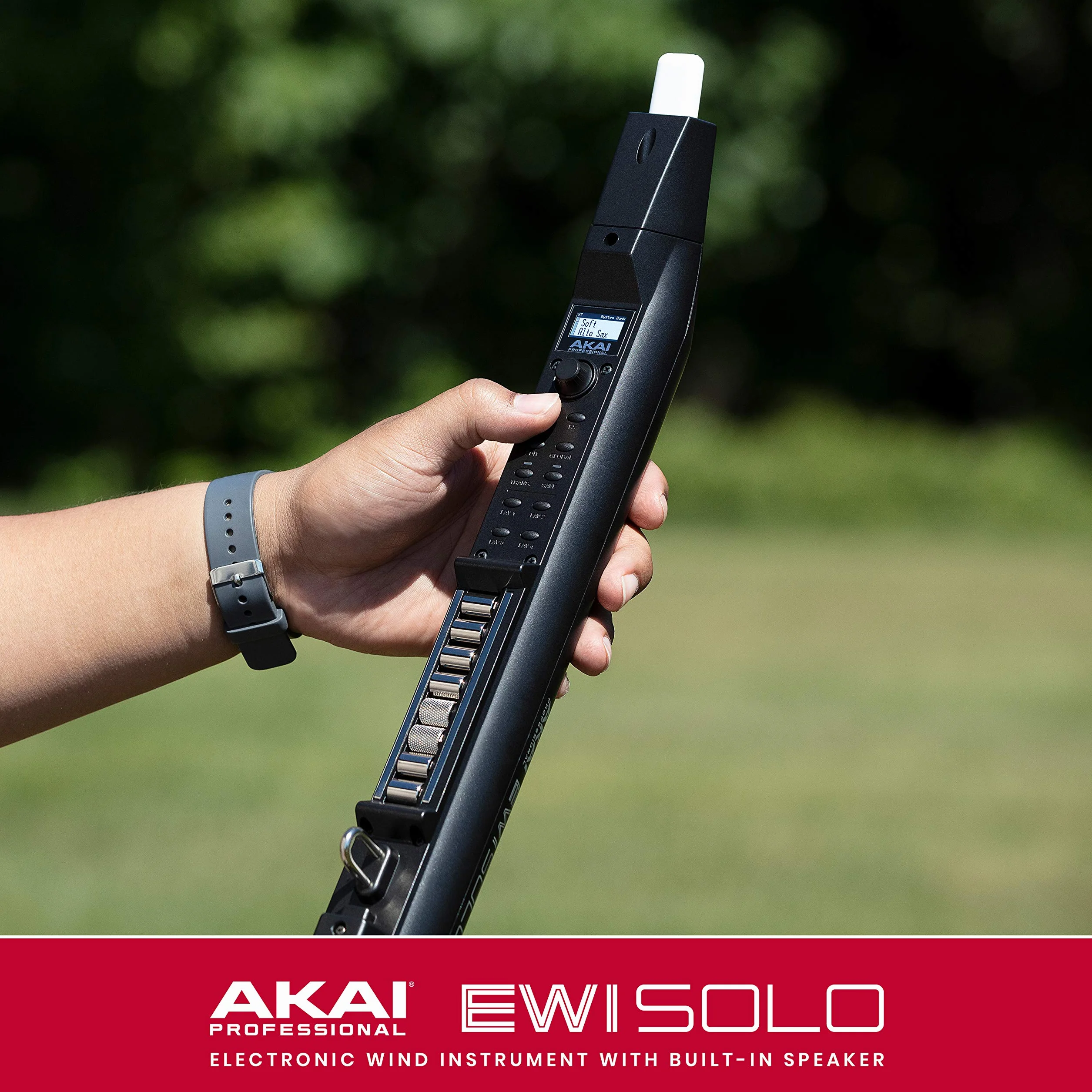 Akai Professional EWI Solo - Instrumento Electrónico de Viento con Altavoz Incorporado, Batería Recargable, 200 Sonidos y Conectividad MIDI USB