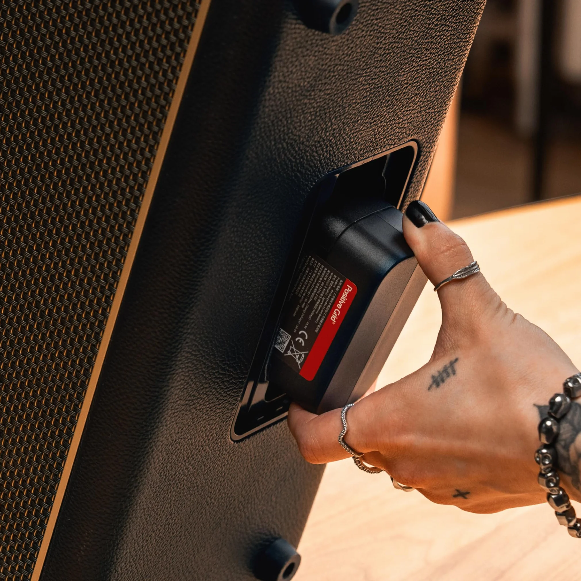 Positive Grid Spark 2: Amplificador de práctica para Guitarra de 50 W y Altavoz Bluetooth con Looper más App Inteligente para Guitarra eléctrica, acústica y bajo con Funciones IA.