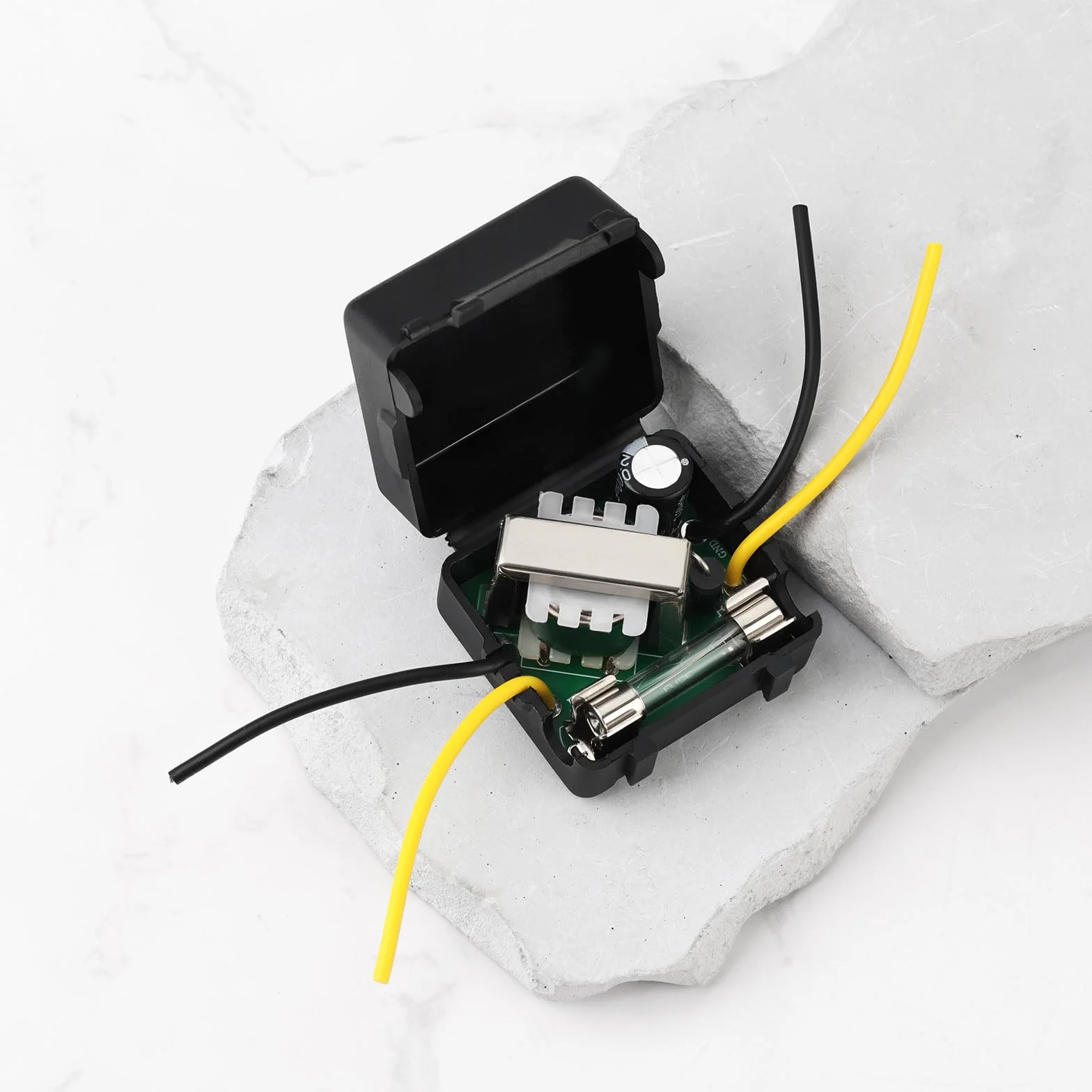 Filtro de ruido de alimentación de 12 V CC para coche, apto para navegación USB, altavoces MP3, sistema estéreo