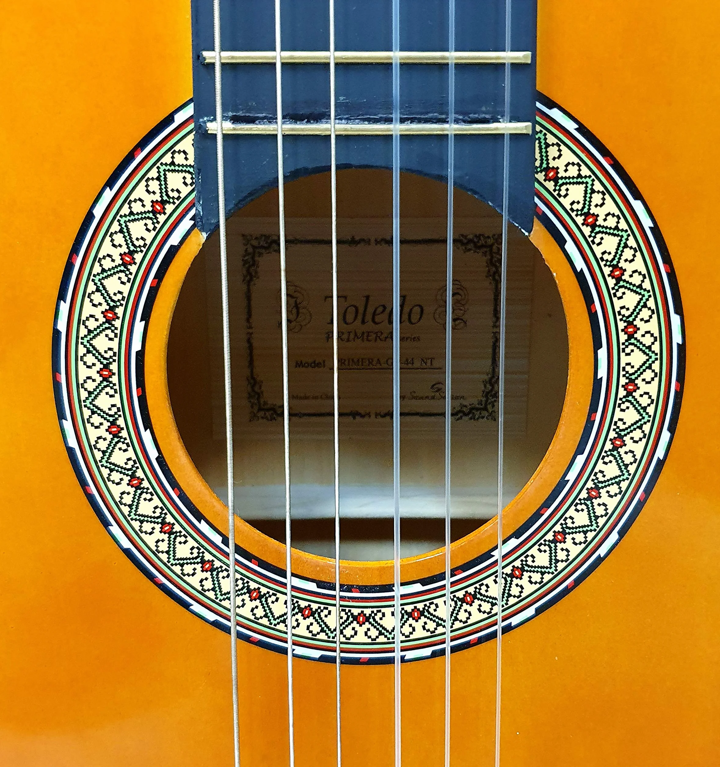 Guitarra Clásica Española Romanza mod Primera 4/4 con Funda 8mm espesor calidad y precio - Rockmusic España