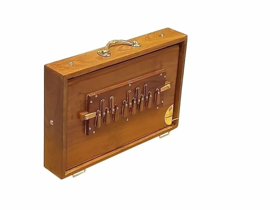 SHRUTI BOX SIZE~ (15" X 10" X 3")~SWAR PETI~TEAK WOOD~440 Hz~SHRUTI~YOGA~CHANT