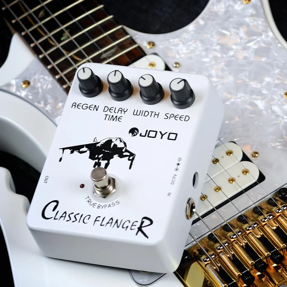 JOYO Pedal de efecto Flanger logra sonidos de Flanger metálicos y vibrato trémulo rápido para efecto de guitarra eléctrica - True Bypass (JF-07)