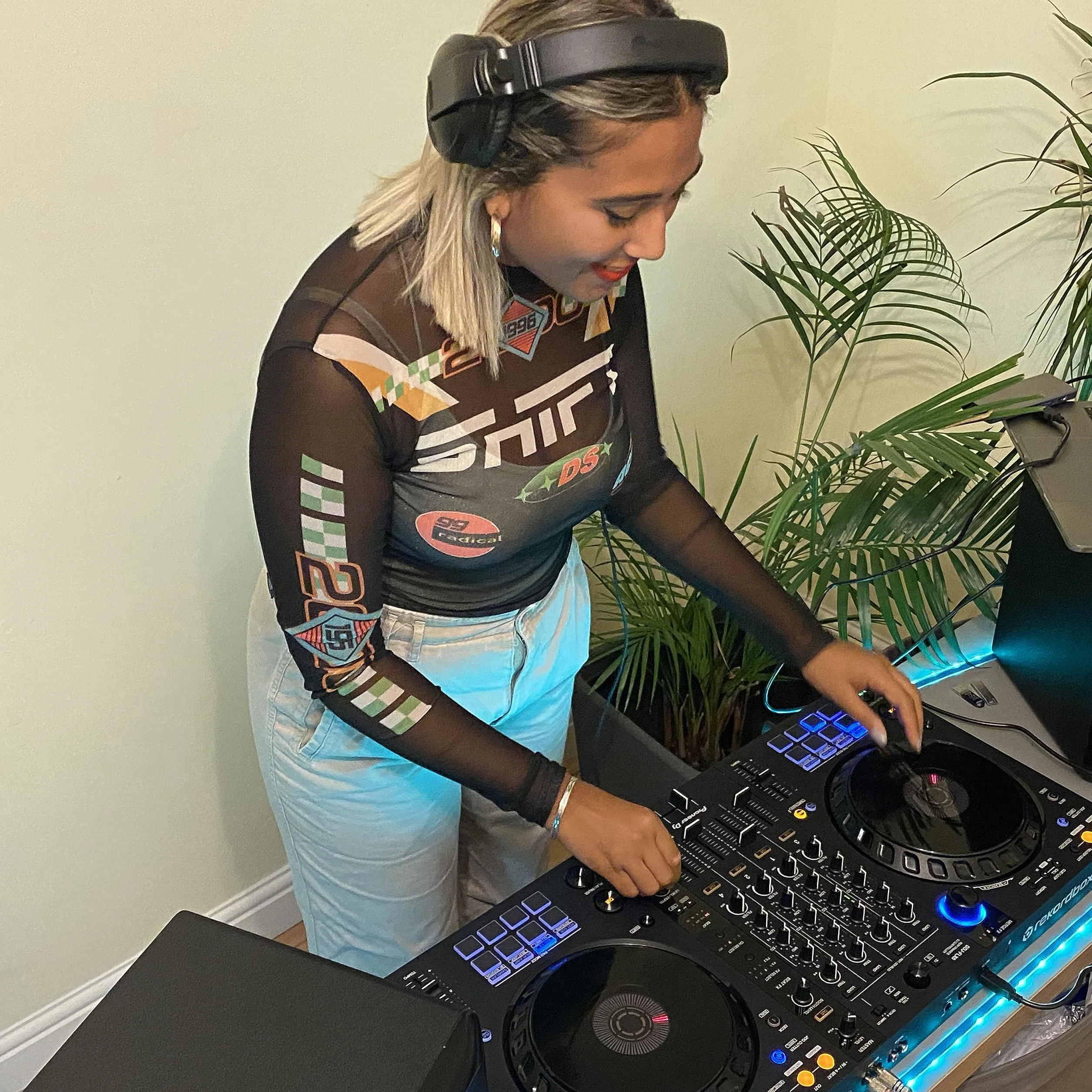Pioneer DJ DDJ-FLX6 - Controlador DJ de 4 decks para Rekordbox y Serato