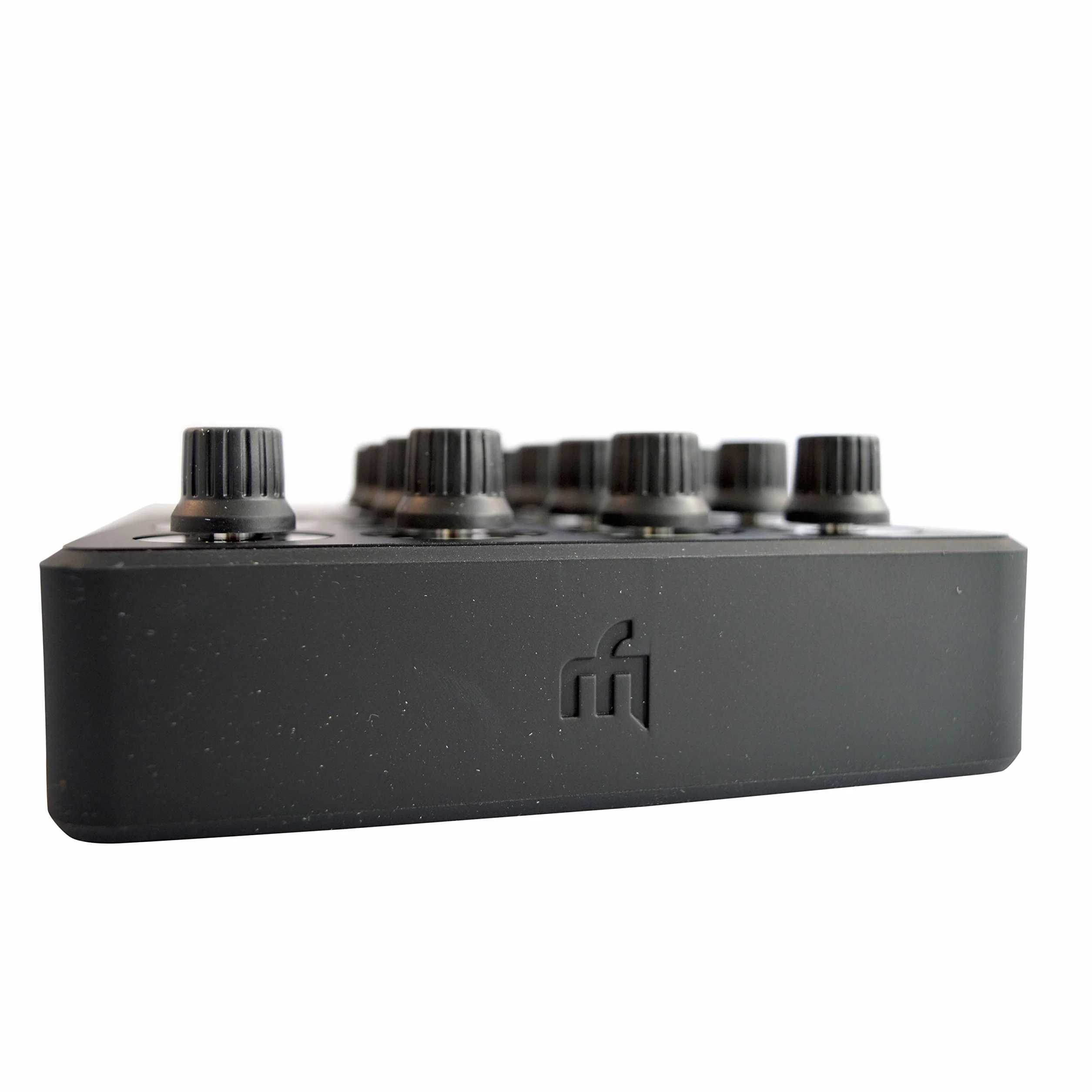 Controlador MIDI Fighter Twister, DJ Techtools P554, de color negro