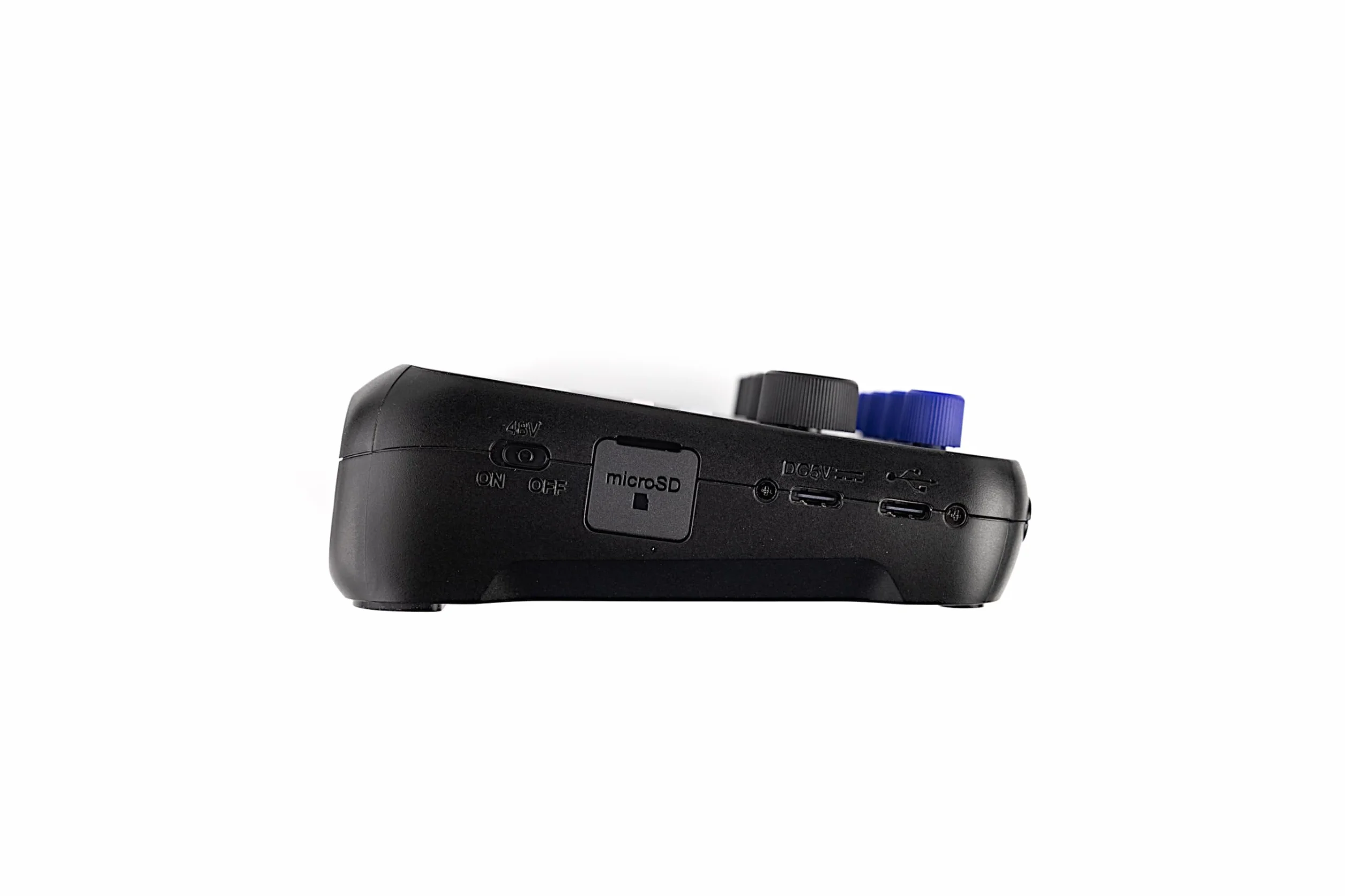 Zoom - PodTrak P4next – grabadora de podcast de 4 micrófonos, reducción de ruido con IA, pads de sonido, interface USB-C, grabación en tarjeta SD de hasta 2 TB, alimentado por pilas o USB