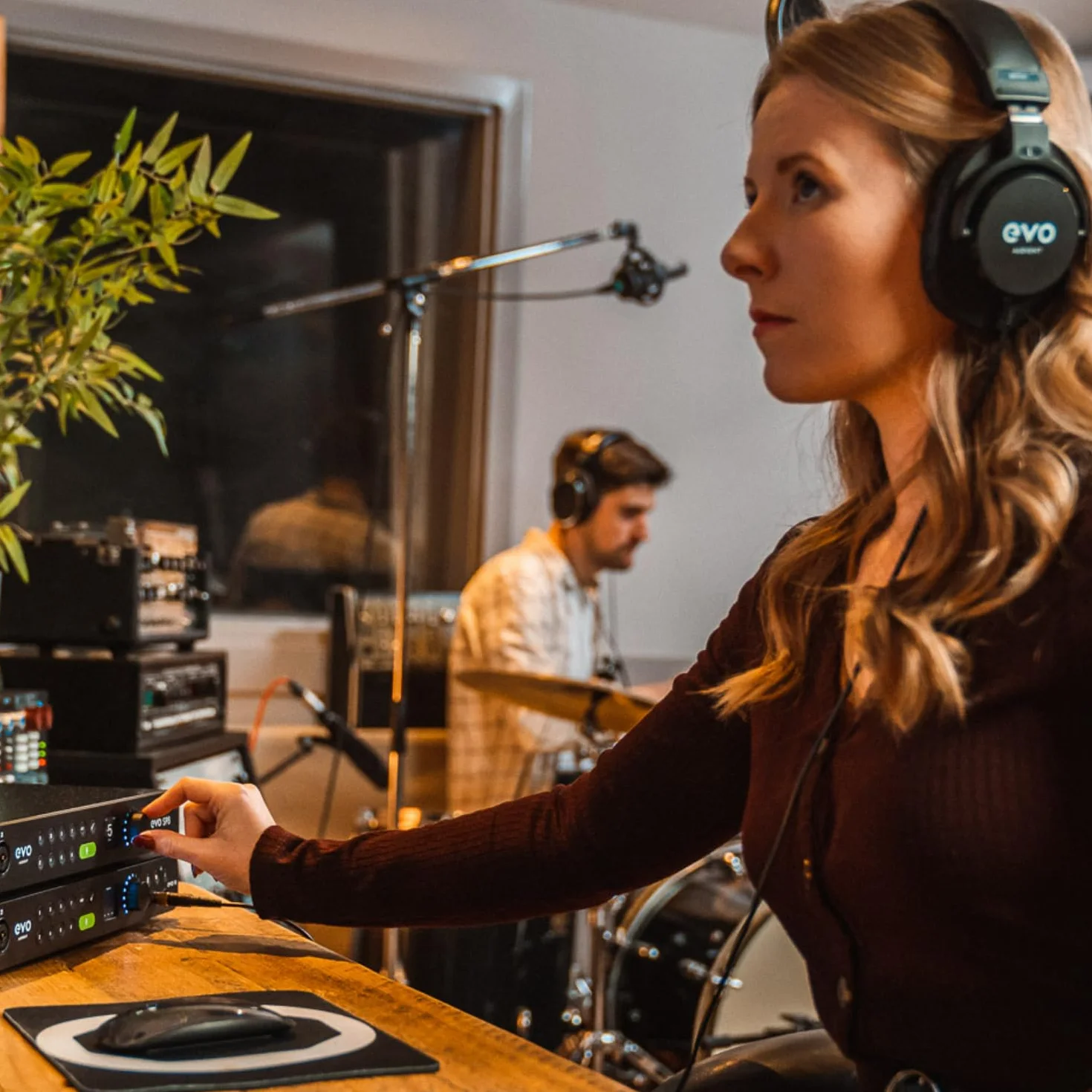 Audient EVO SP8, expansor de preamplificadores de estudio, ocho preamplificadores EVO, 8 preamplificadores de micrófono EVO con Smartgain, preamplificador de micrófono, negro
