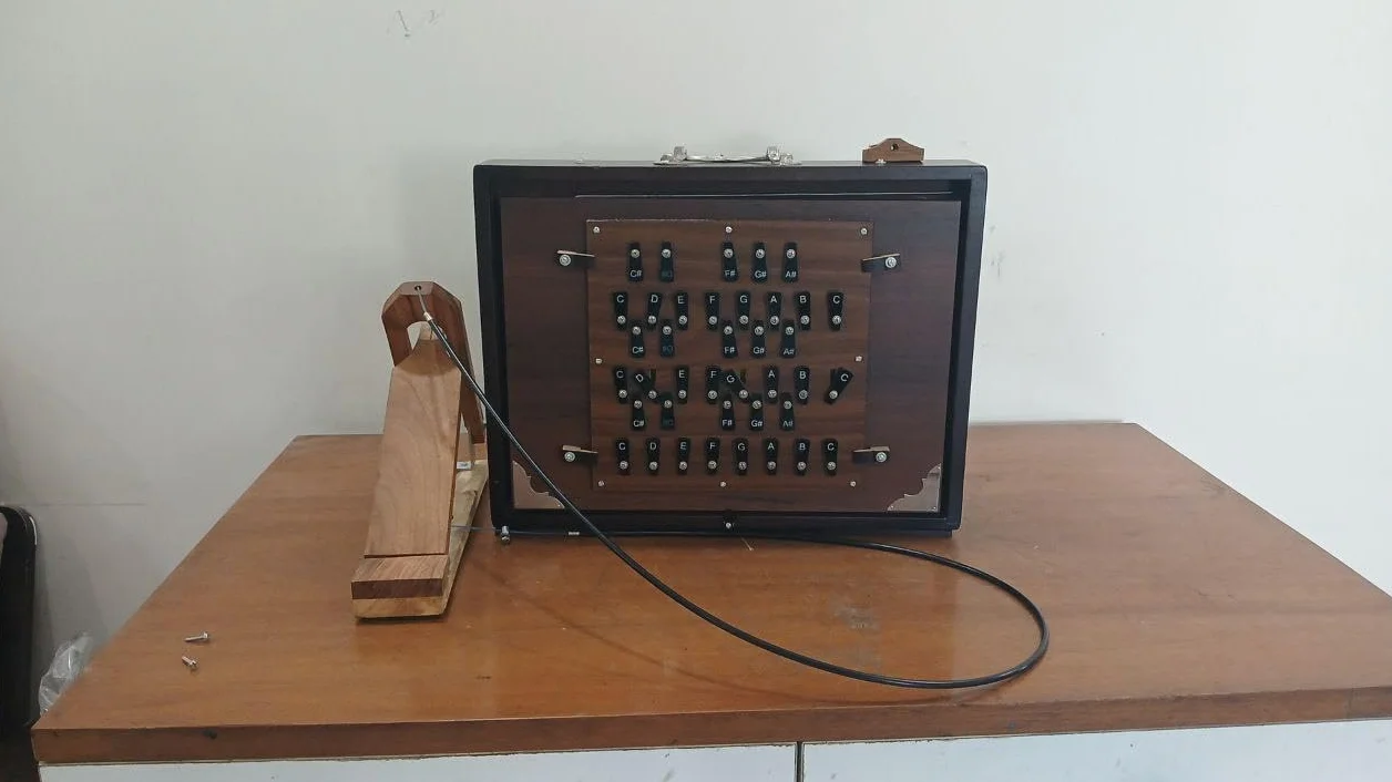 Caja Shruti de 39 teclas, color marrón oscuro, instrumento de dron de 3 octavas (C–C), 440 Hz y 432 Hz, afinado, pedal de pie opcional, acabado de madera de teca hecho a mano