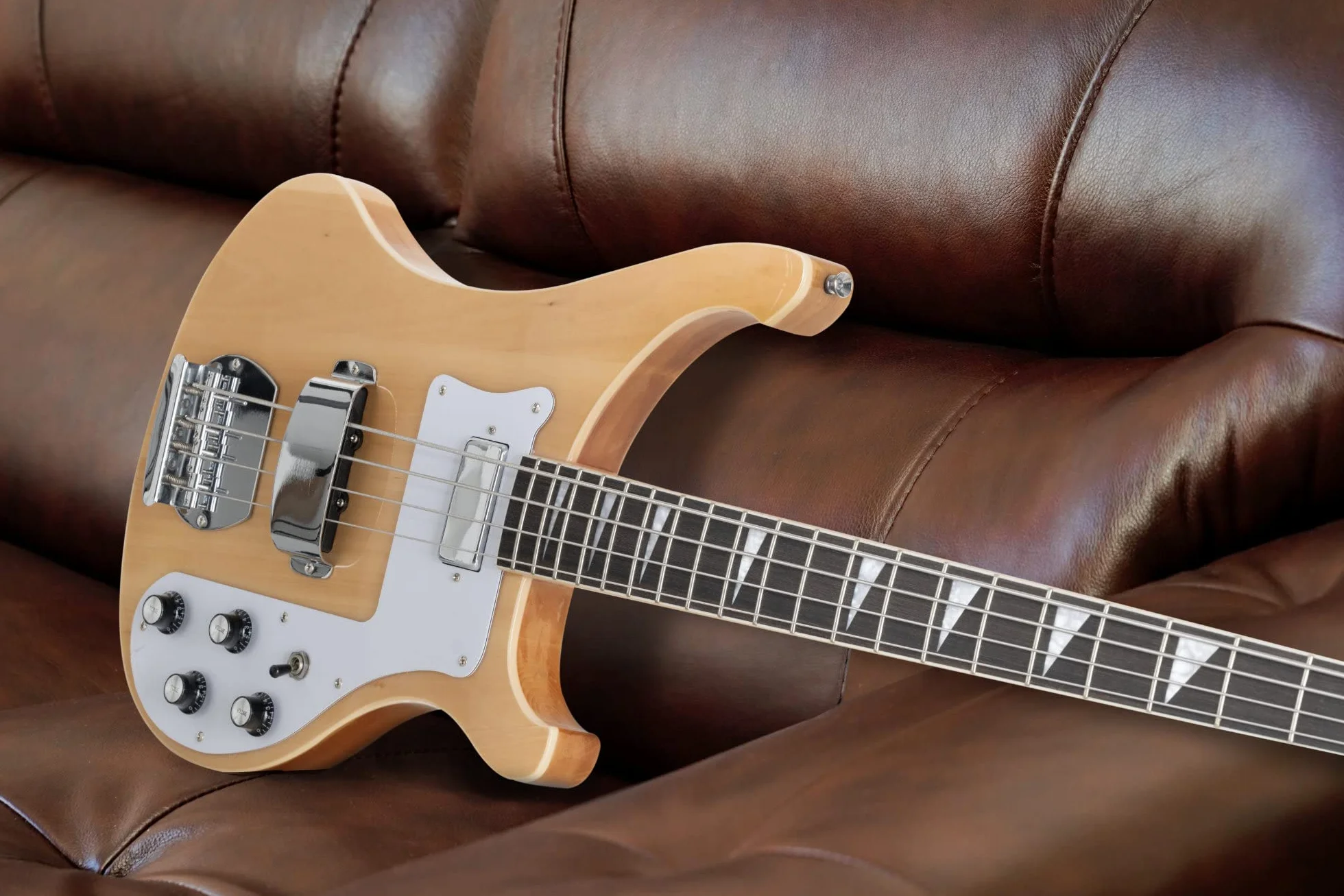Rocktile Pro RB-400N Lumberjack Bajo Eléctrico (Longscale, Humbucker, Single Coil, mástil set-in) natural